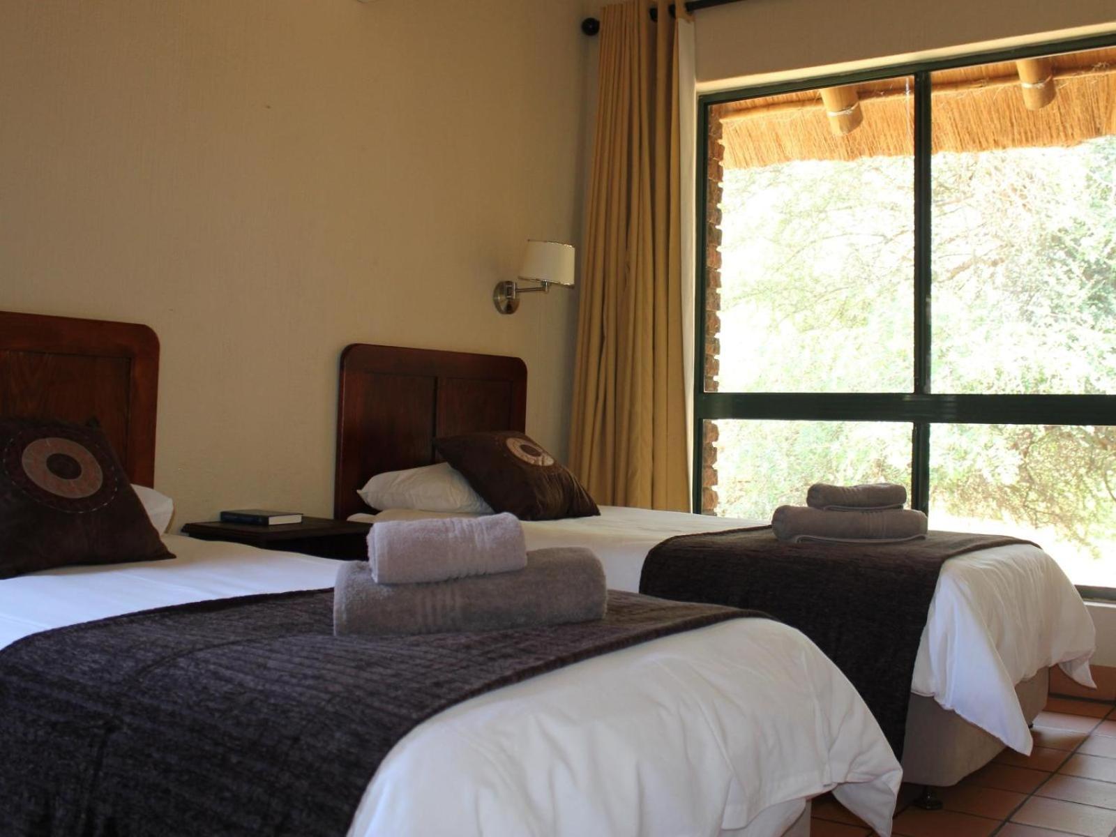 Ekuthuleni River Front Chalets Hoedspruit