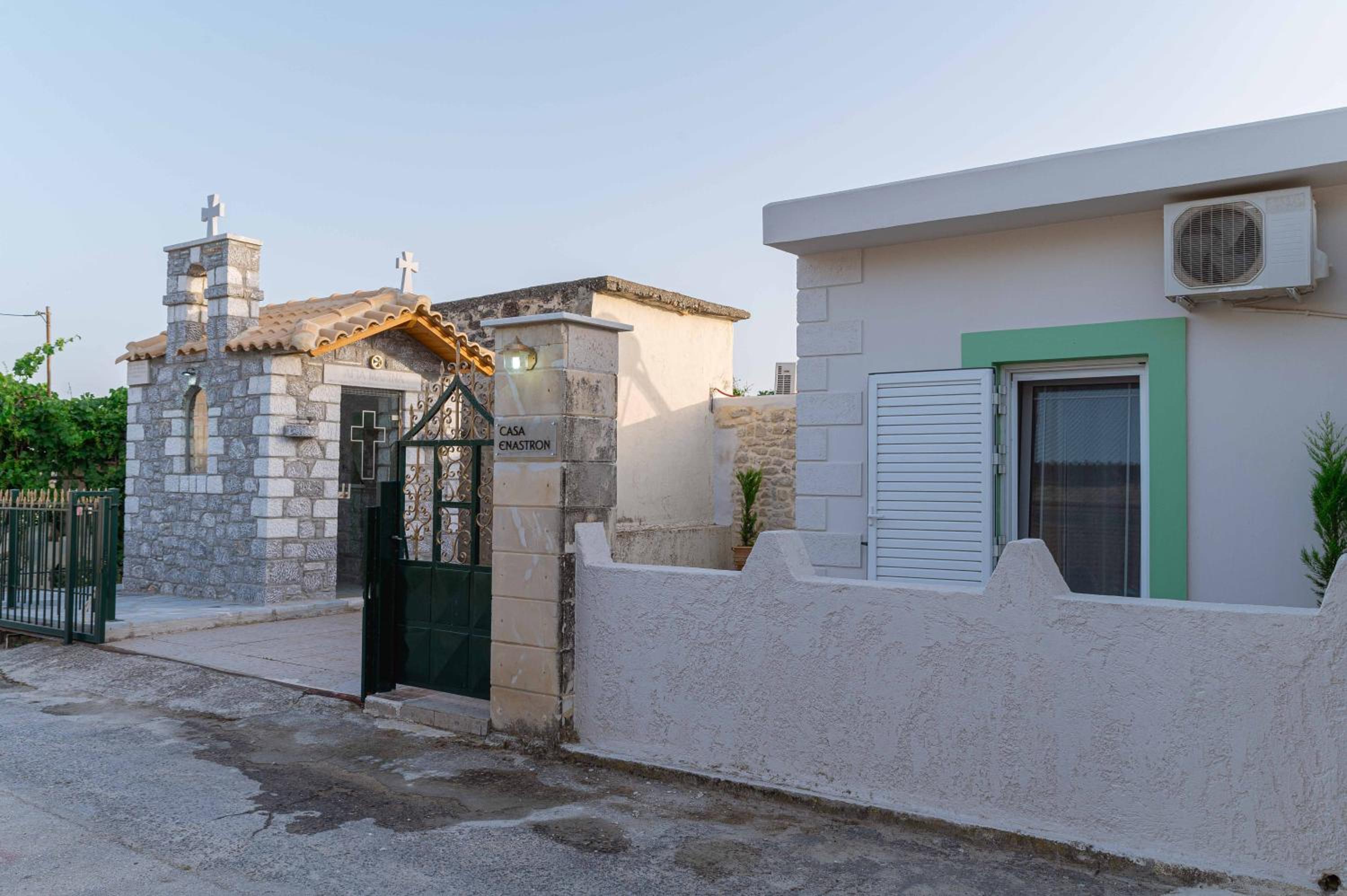 Casa Enastron