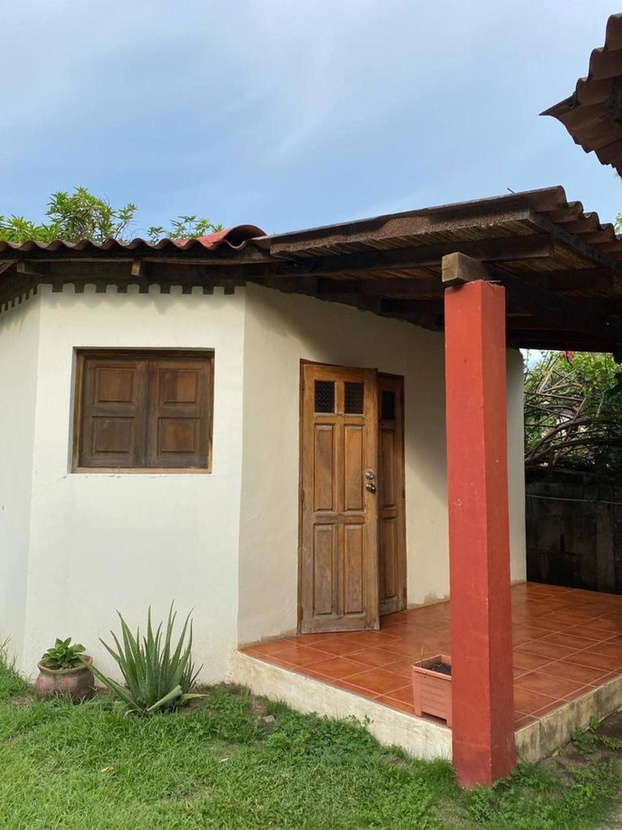 Room in Cabin - Cabana with Breakfast and pool on the beach