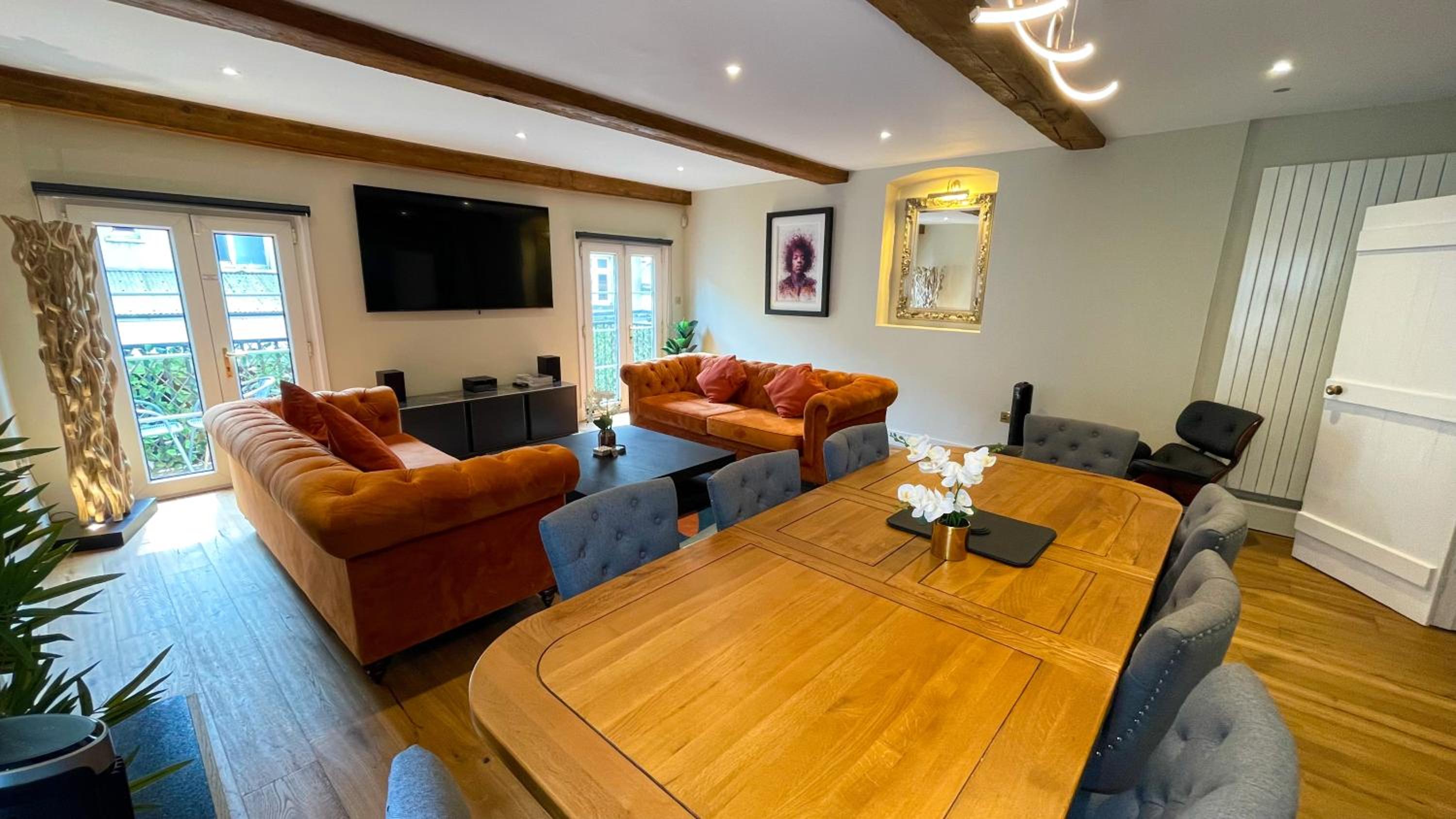 lounge