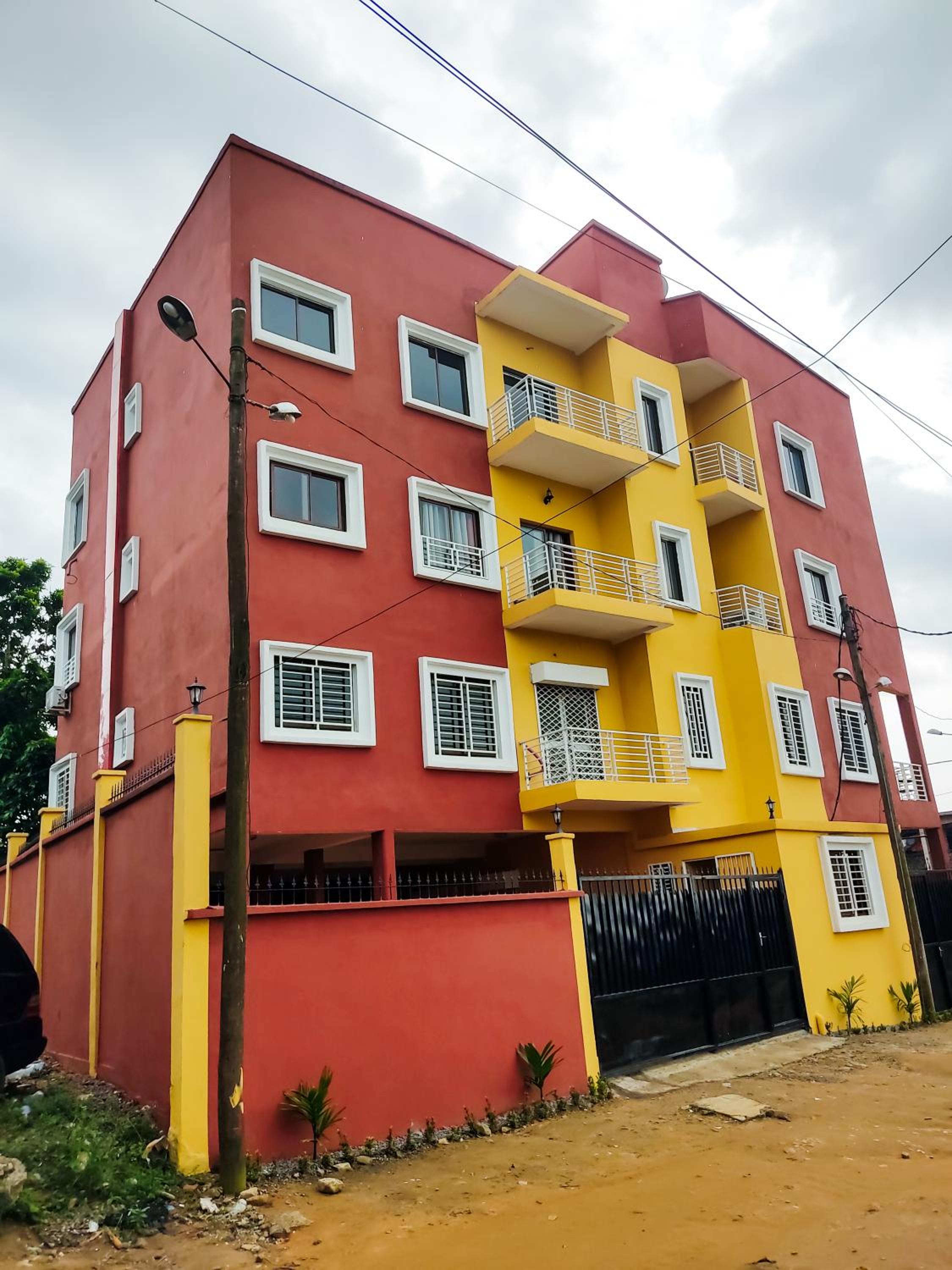 SAWA BANTÚ Home