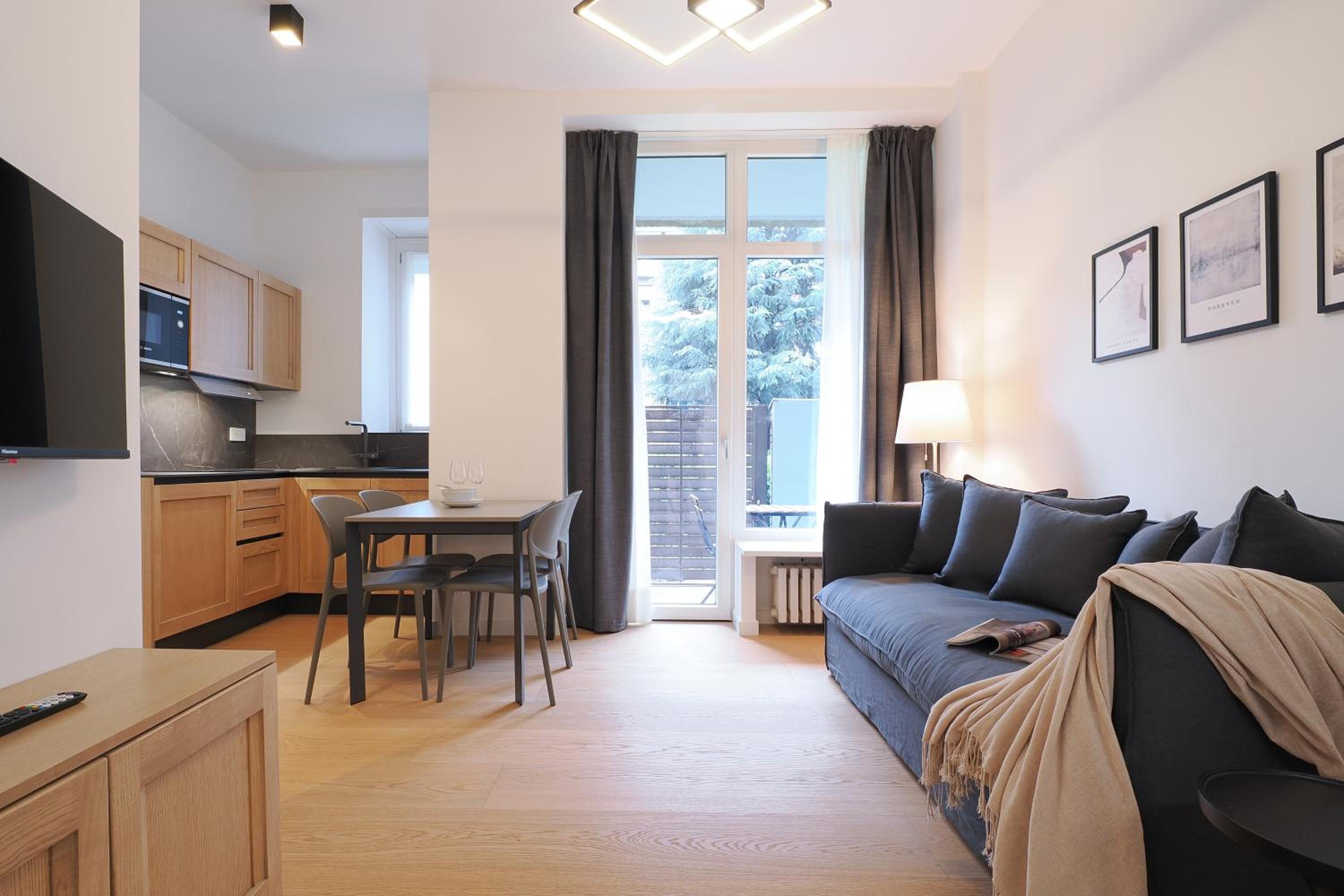 Contempora Apartments - lovely one-bedroom, Tonoli, CityLife
