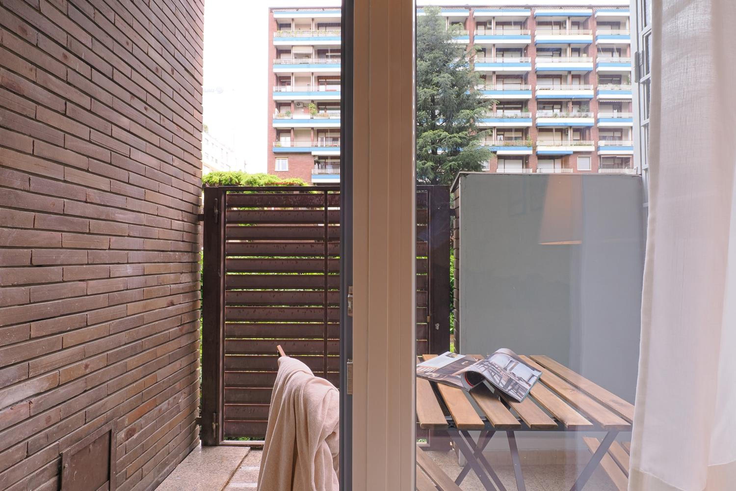 Contempora Apartments - lovely one-bedroom, Tonoli, CityLife