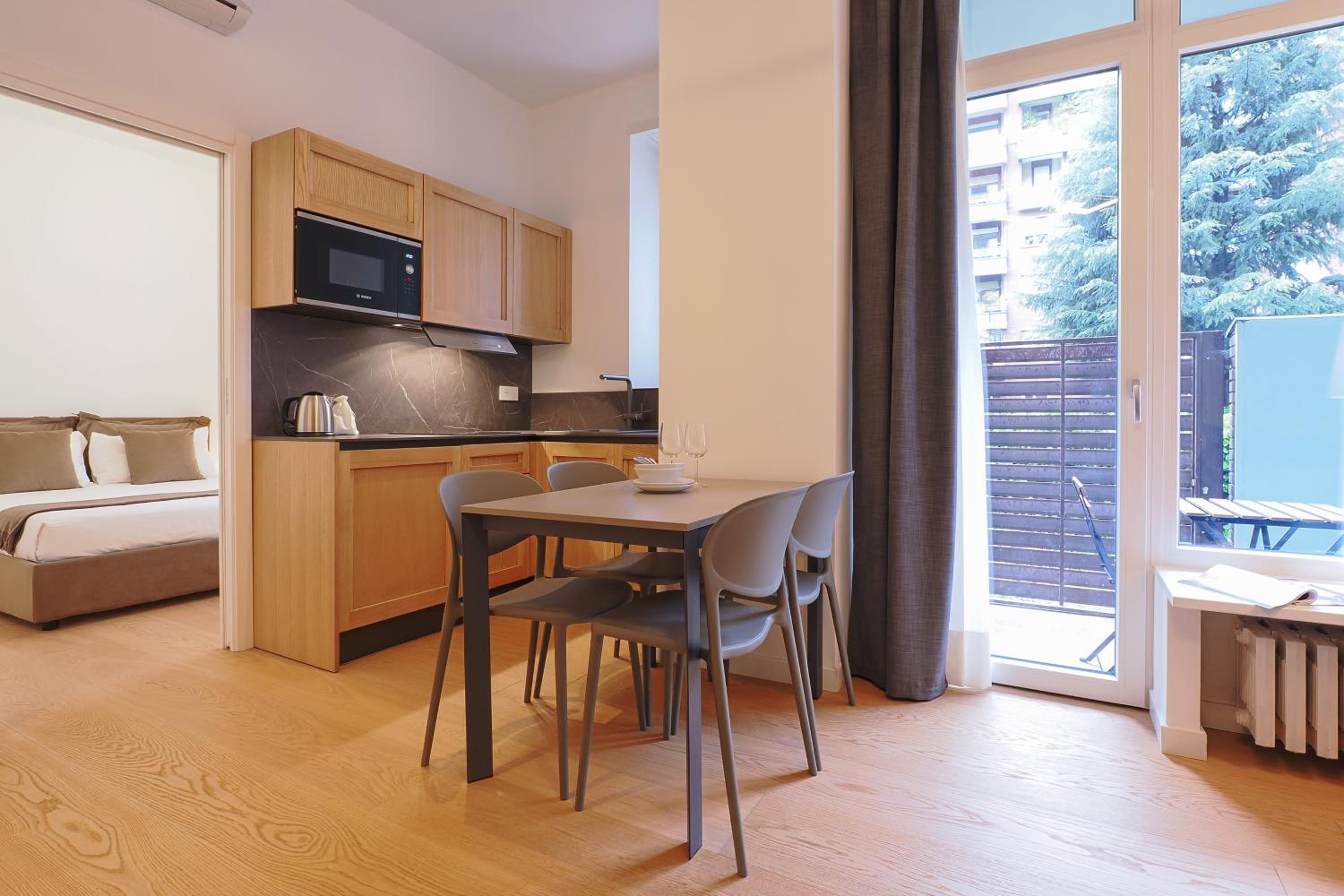 Contempora Apartments - lovely one-bedroom, Tonoli, CityLife