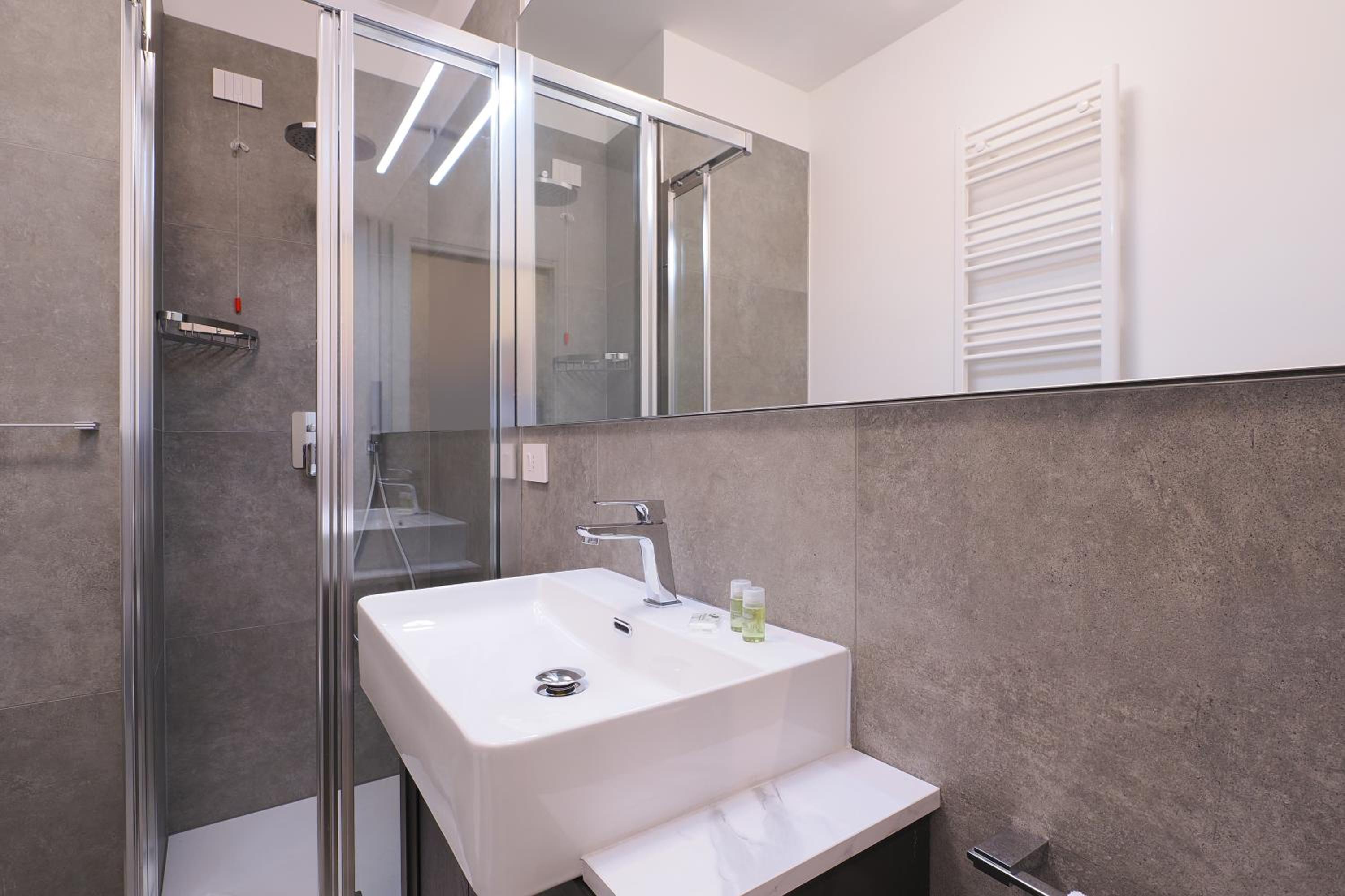 Contempora Apartments - lovely one-bedroom, Tonoli, CityLife