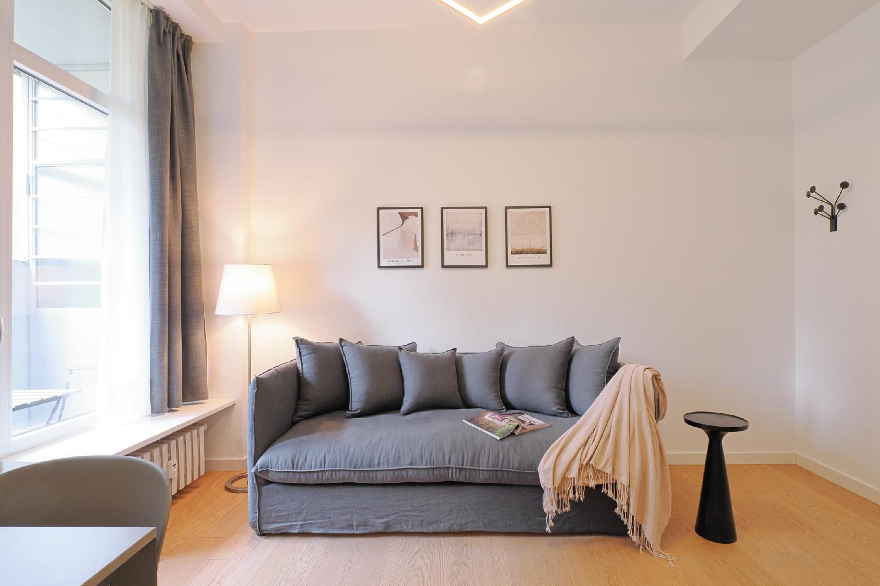 Contempora Apartments - lovely one-bedroom, Tonoli, CityLife