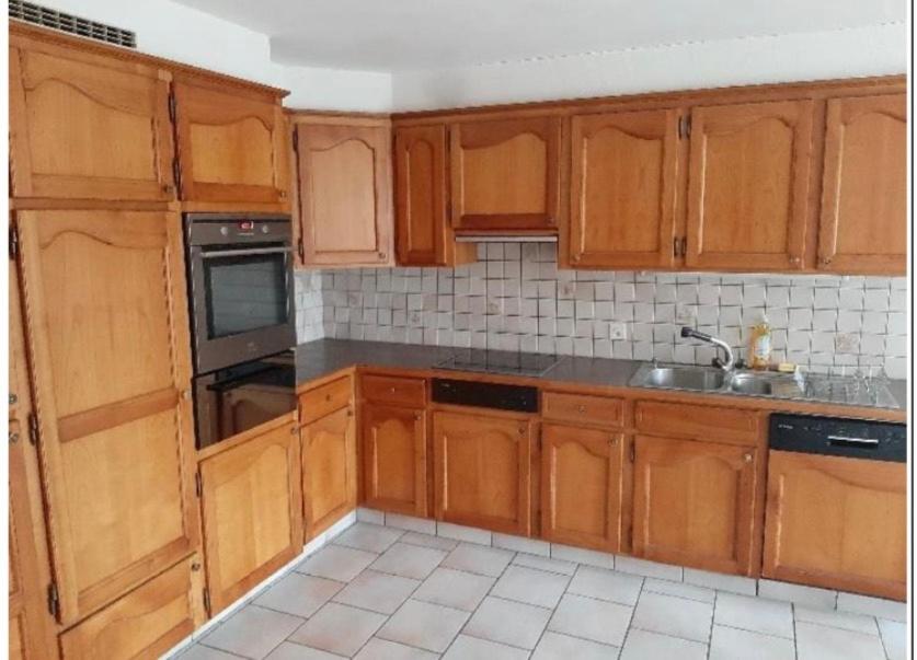 Rent A Room Demoret