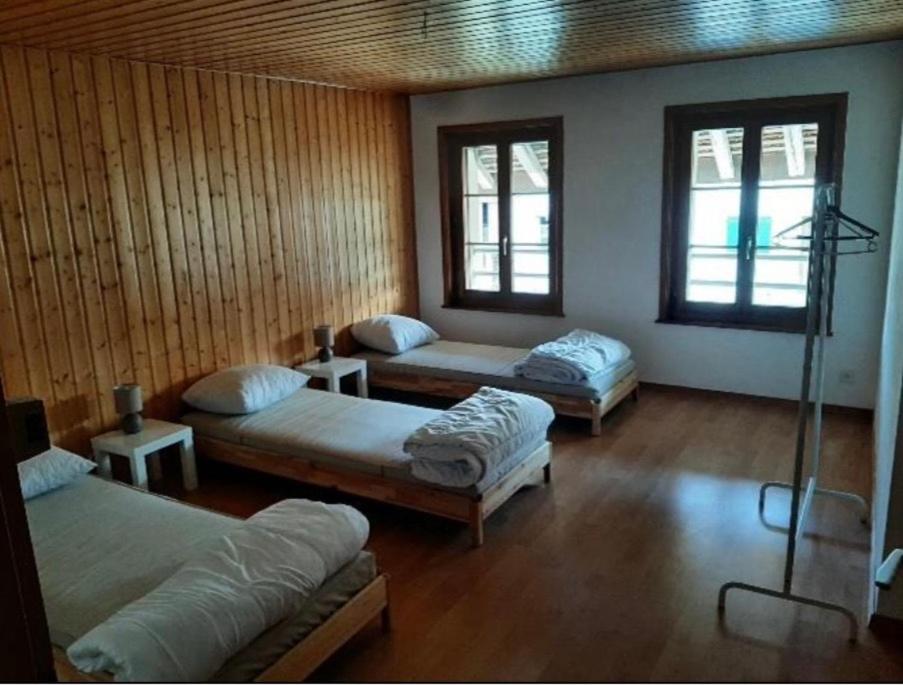Rent A Room Demoret