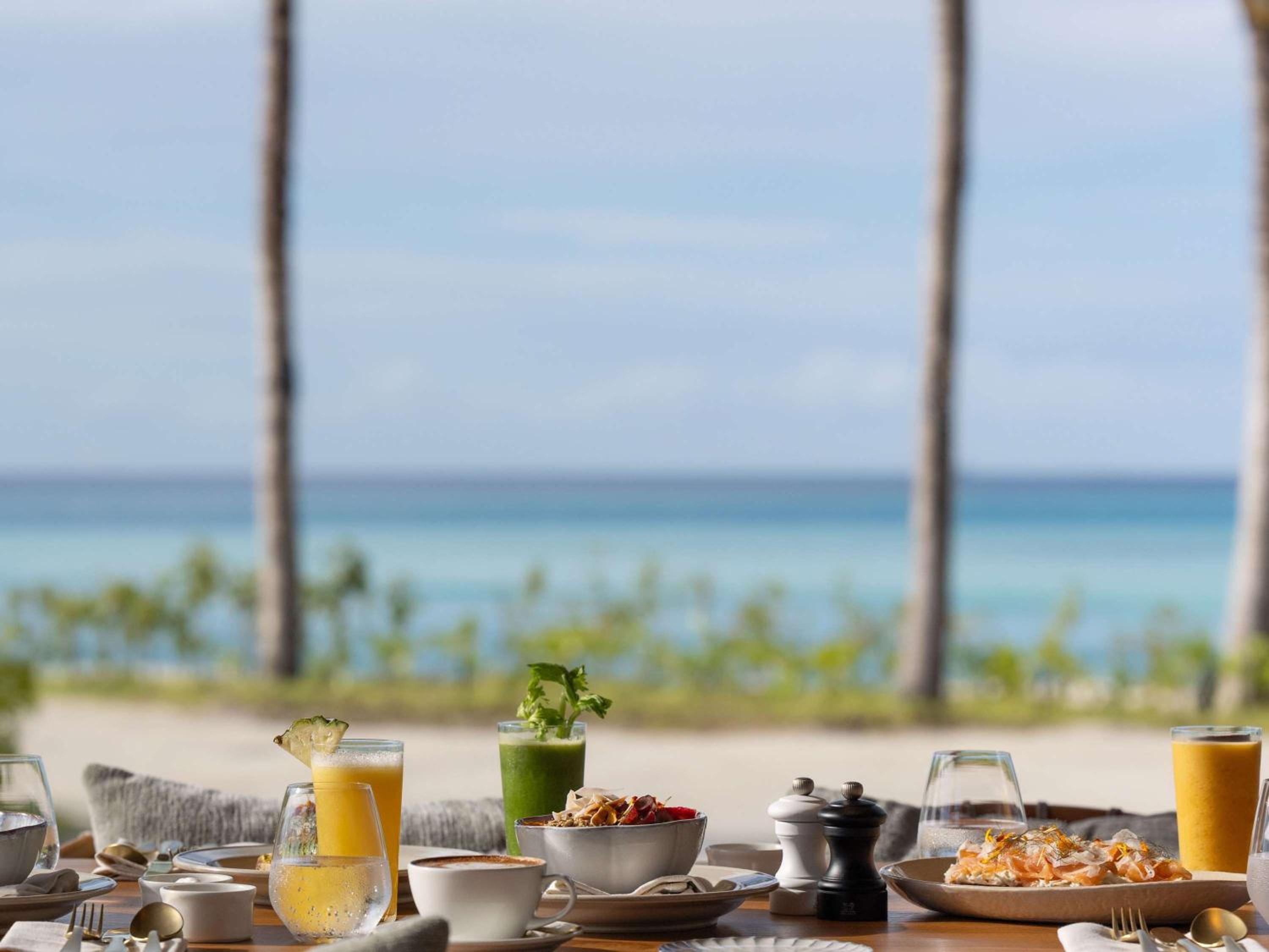 SO/ Maldives