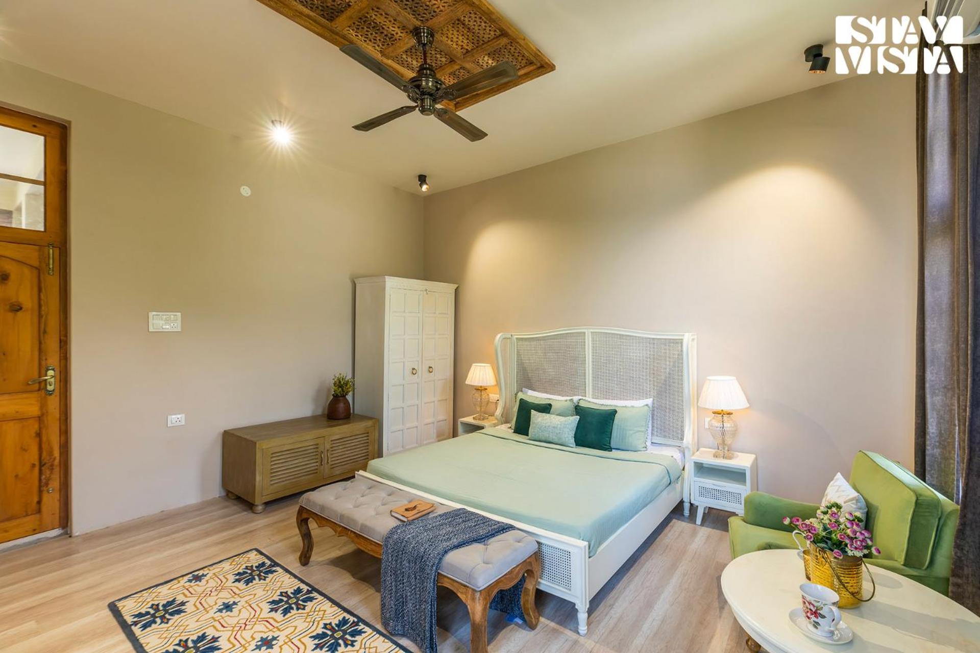 StayVista at The Oakridge 4BR in Chamba with Jacuzzi, nearby activities at Khajjiar Mini Switzerland of India view 2
