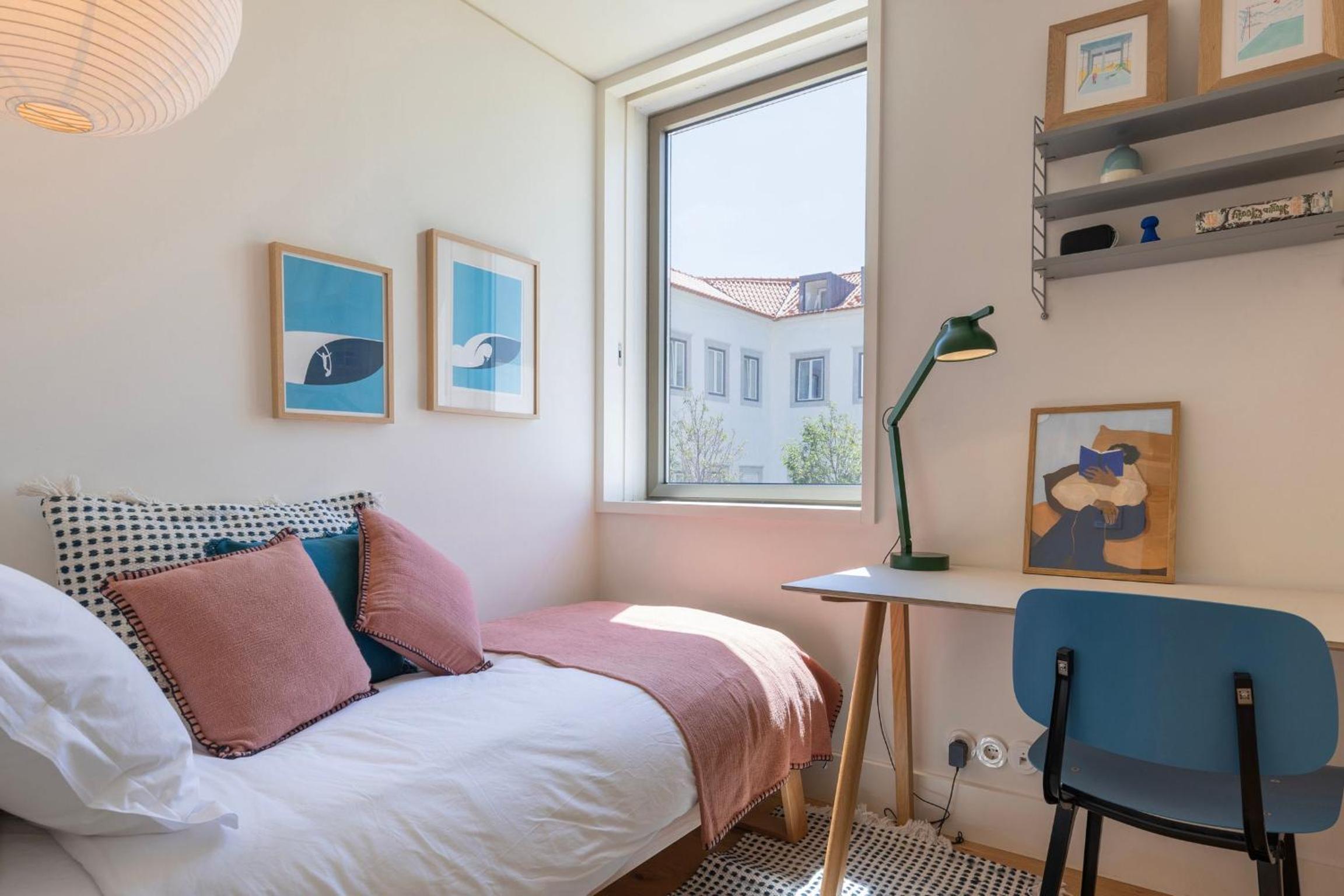 Hidden Alfama Luxury Flat by LovelyStay view 4