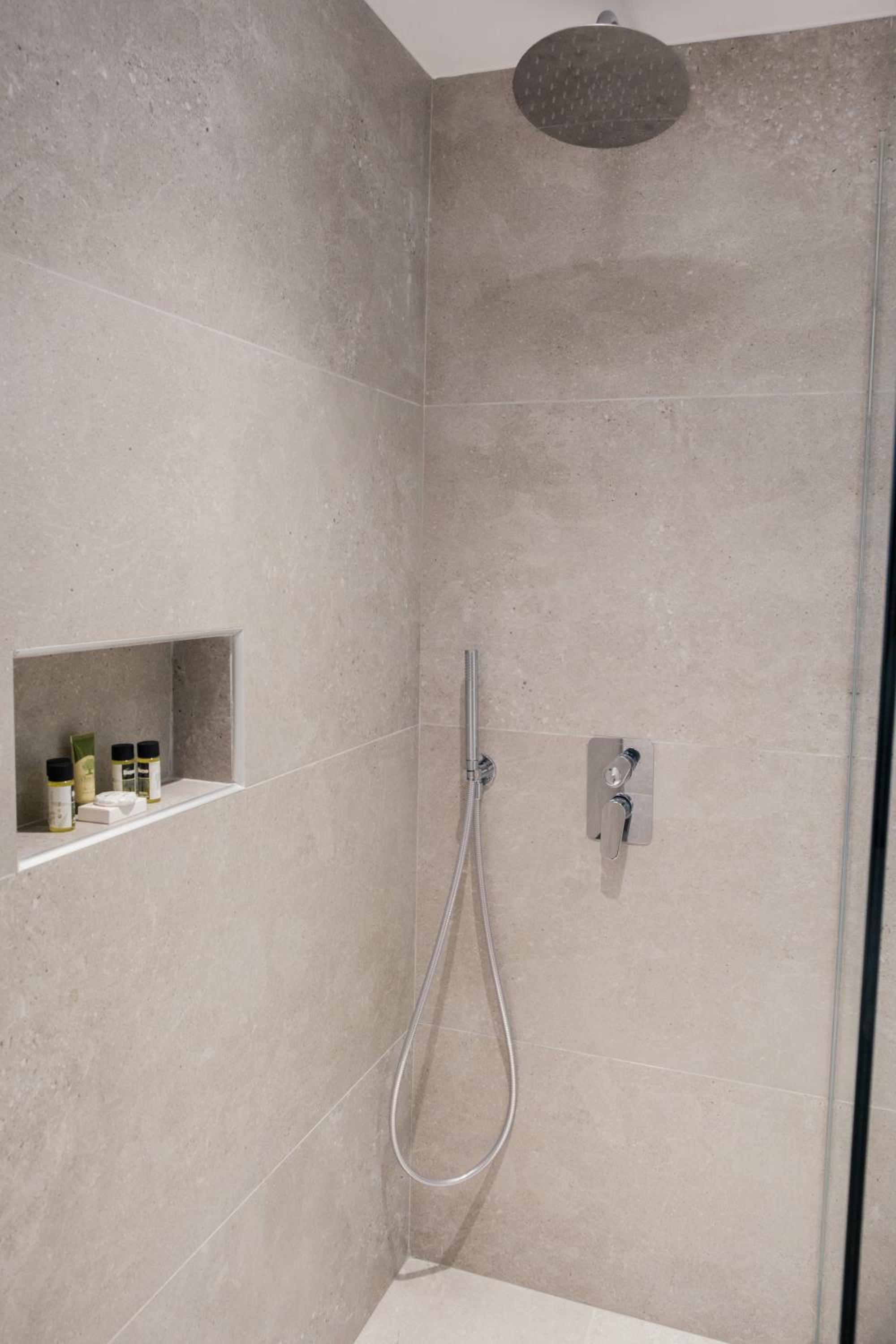 Abacus Suites