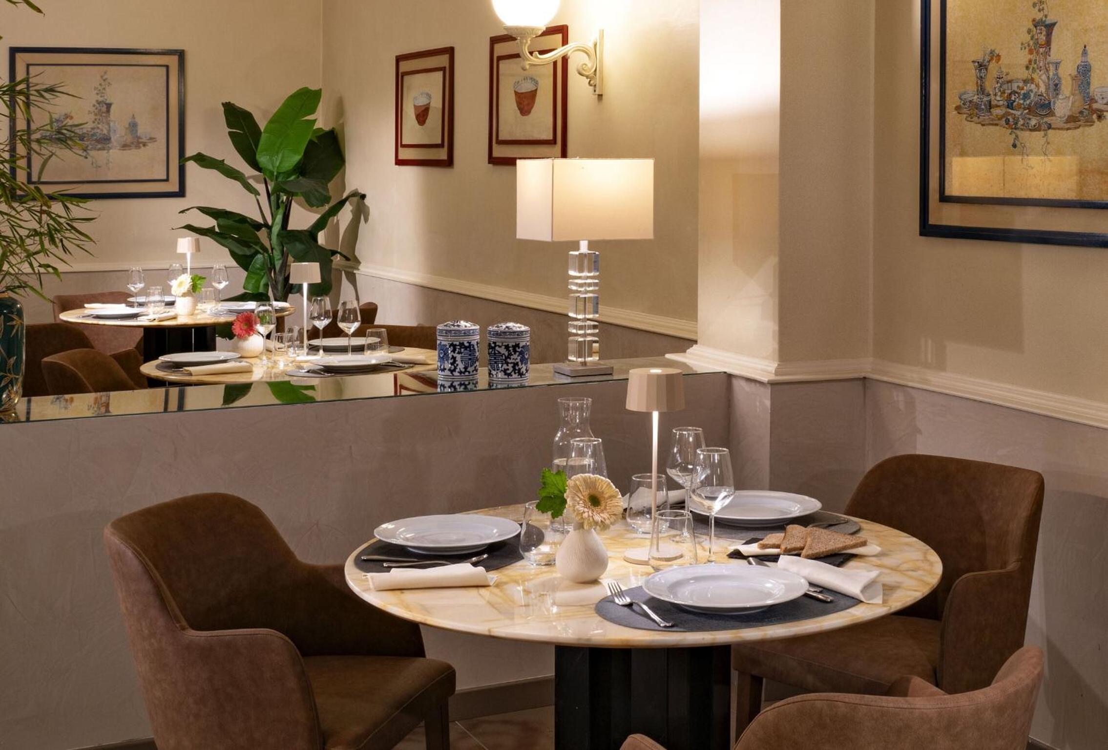 Boheme With Beach & Breakfast Included