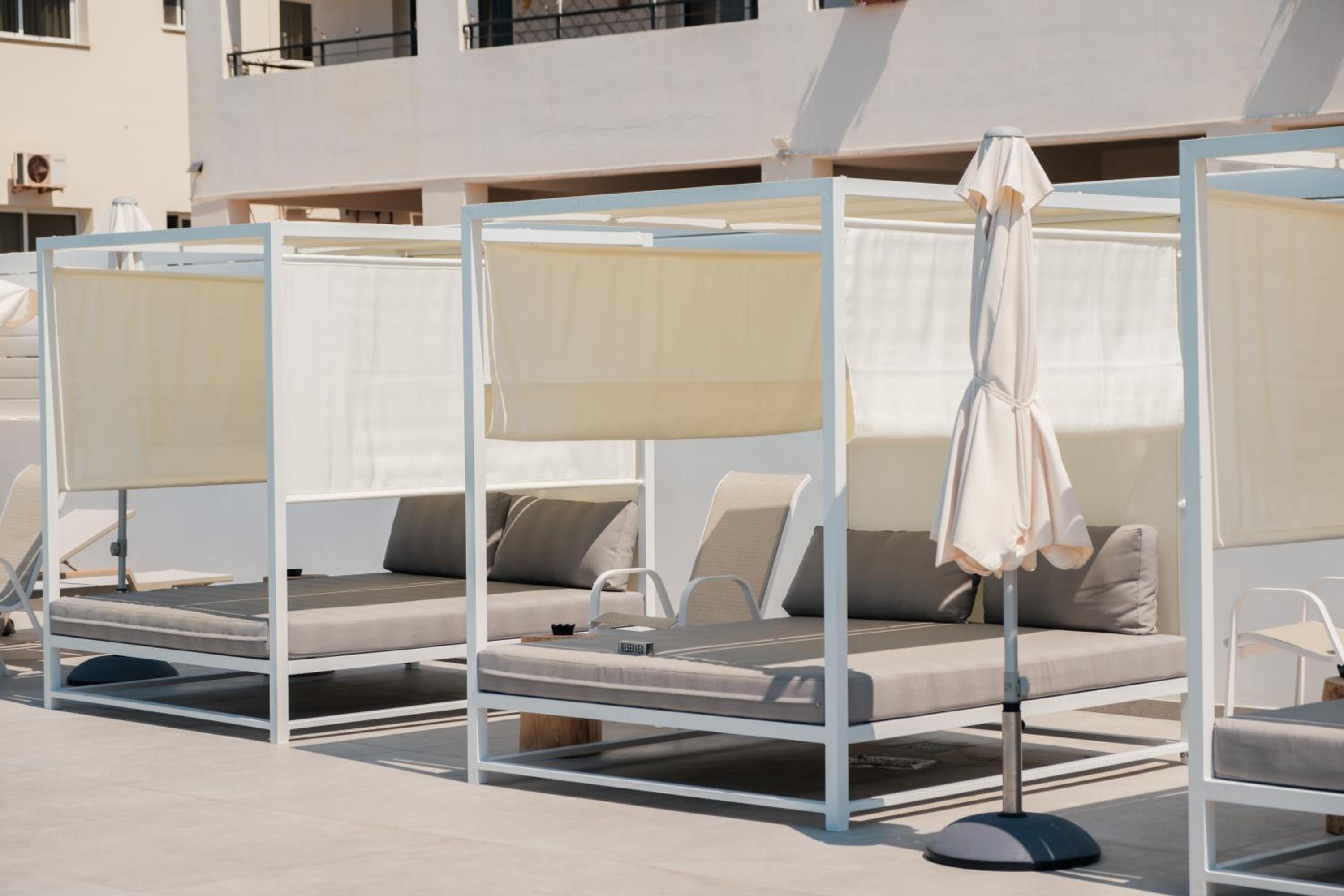 Abacus Suites