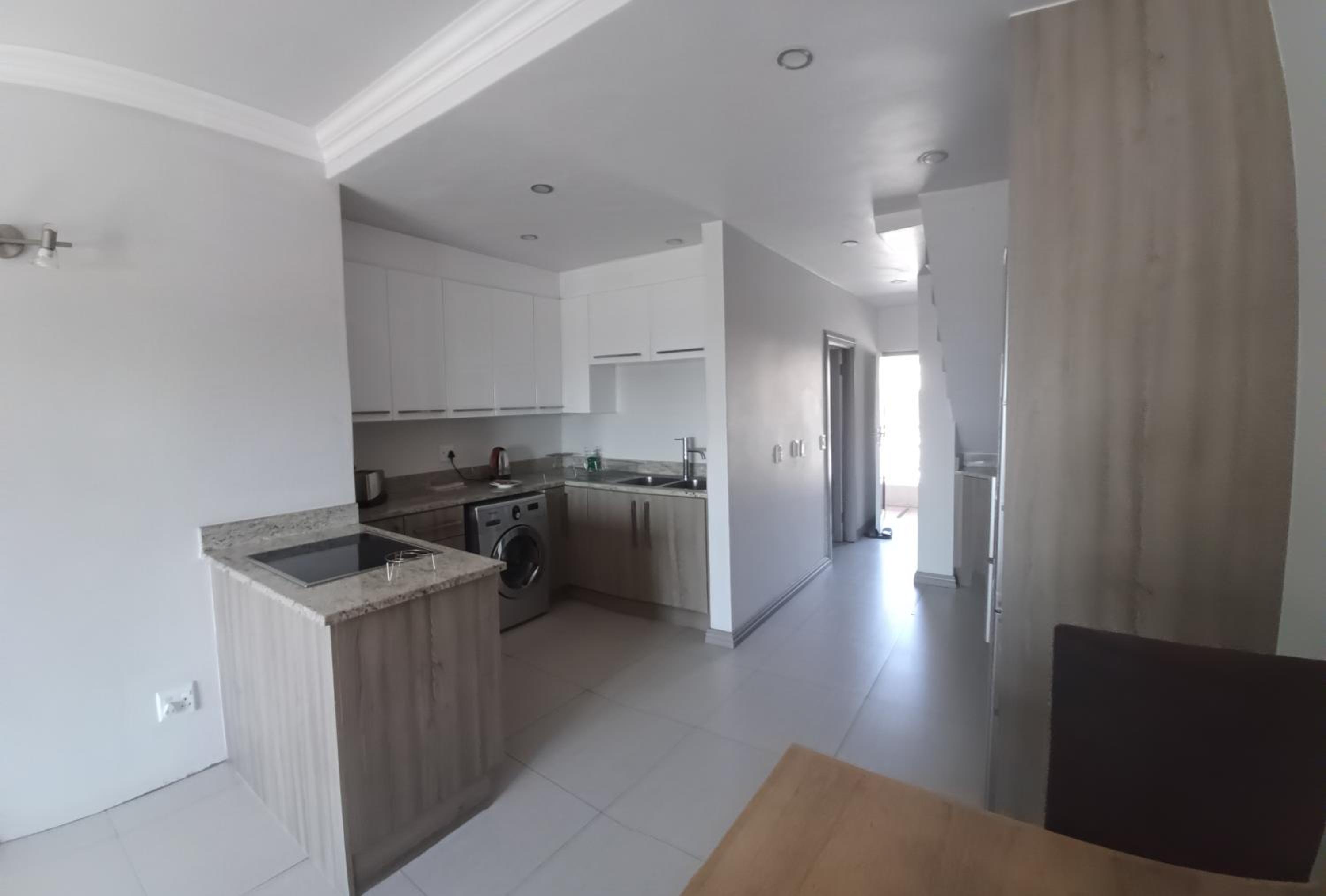 Mount Royal 43 Large 1 bed apartment