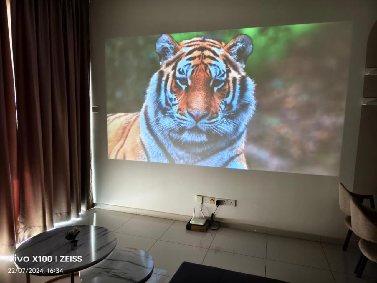 sp13a 55inch tv Netflix 6pax 2park kelab Rahman putra Sungai buloh