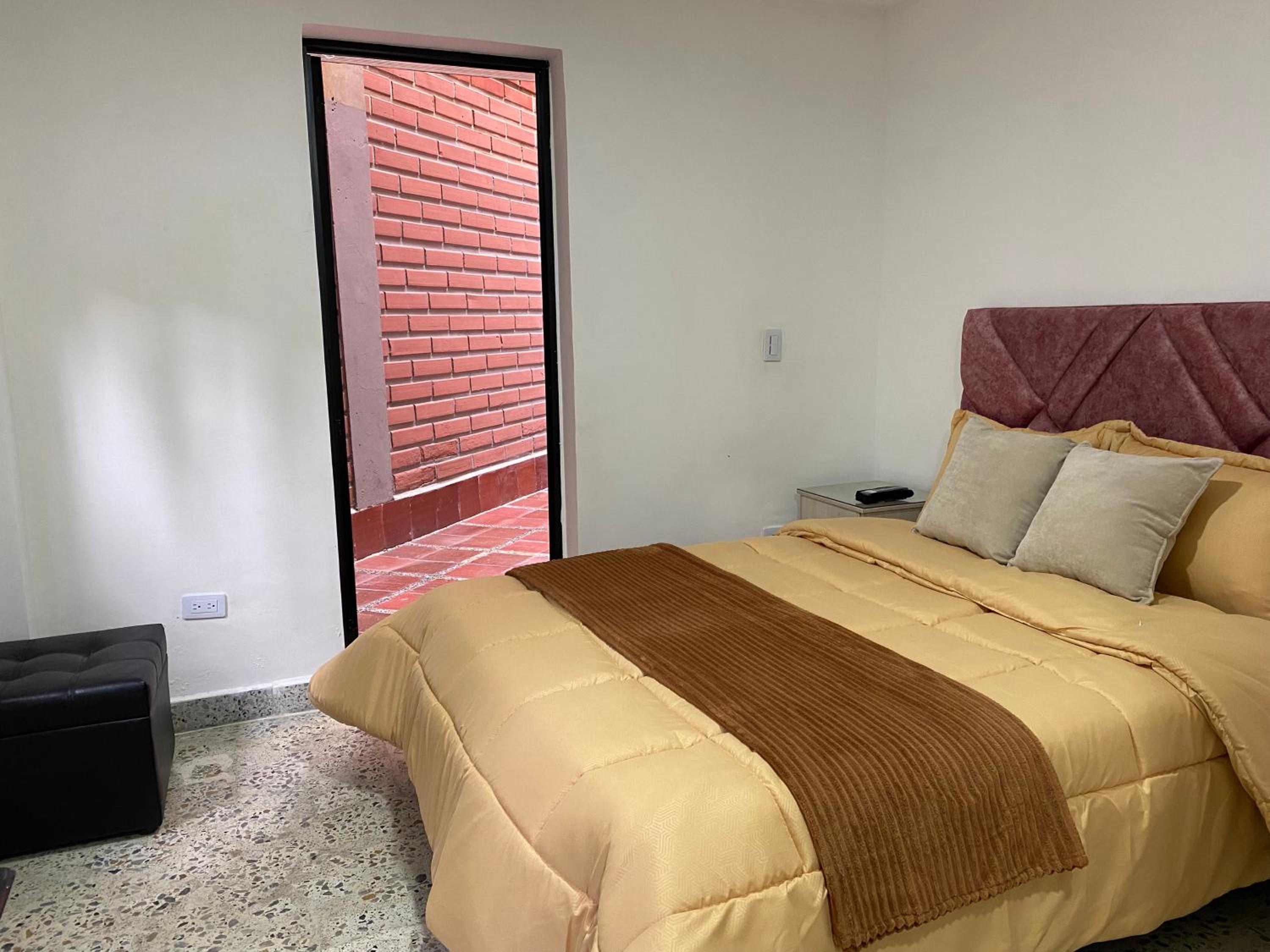 Loft & Parking El Poblado closest to you 102