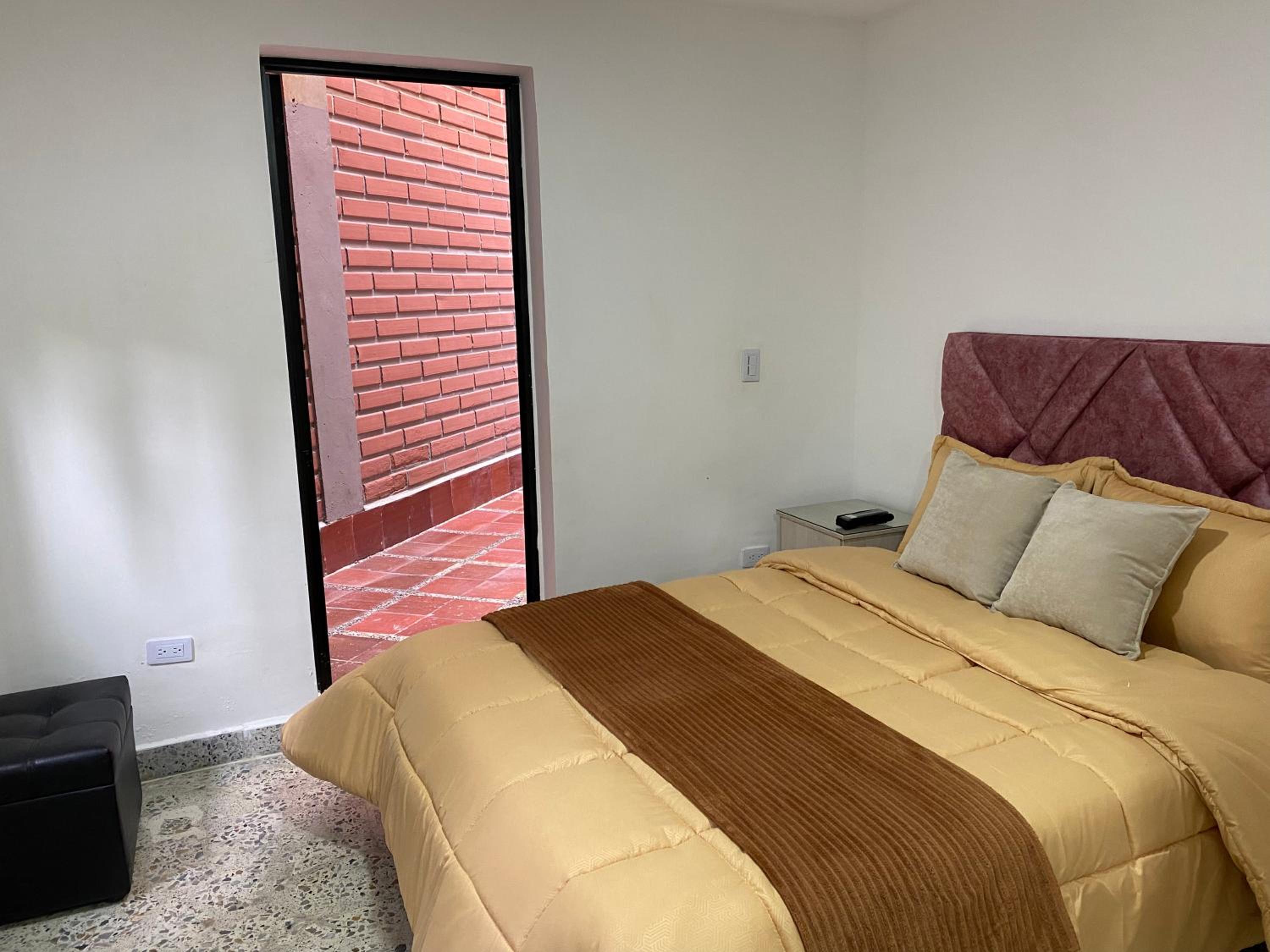 Loft & Parking El Poblado closest to you 102