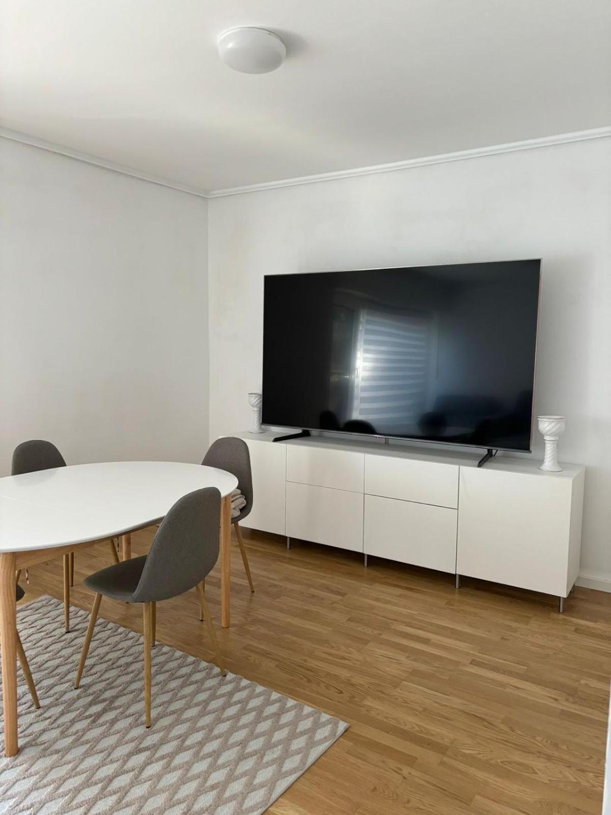 Zwei Zimmer Apartment
