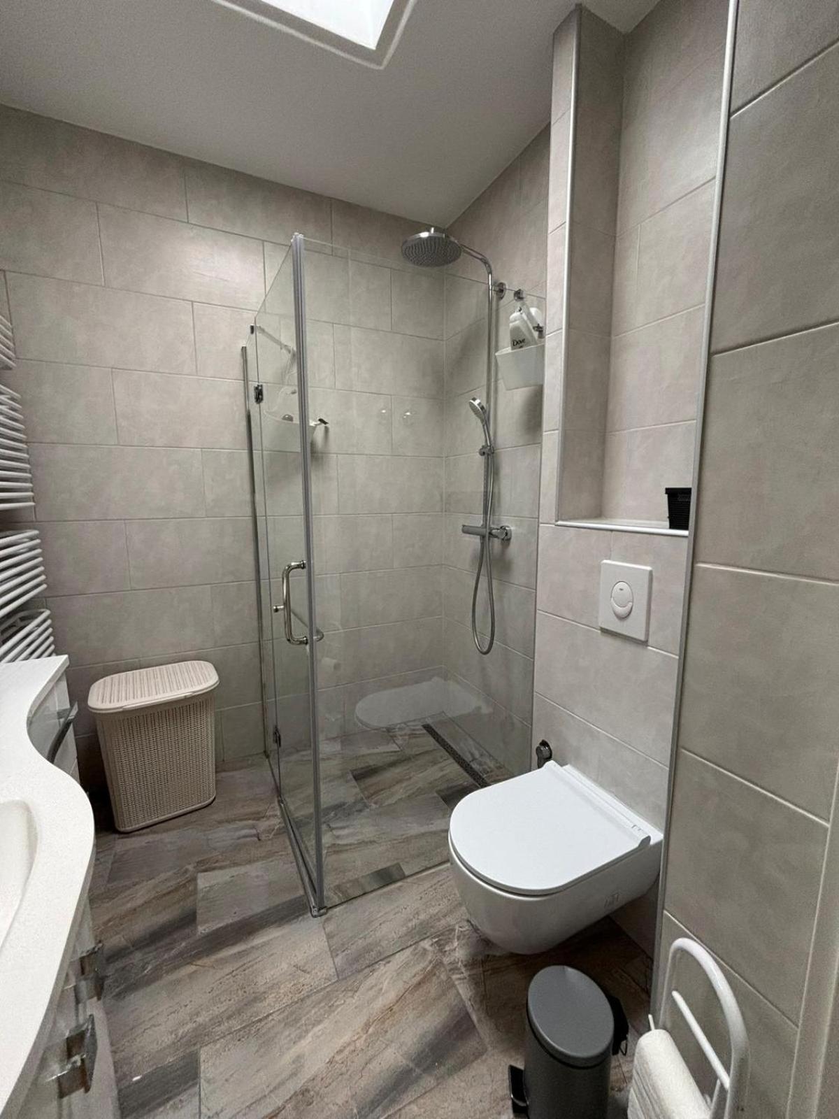 Zwei Zimmer Apartment