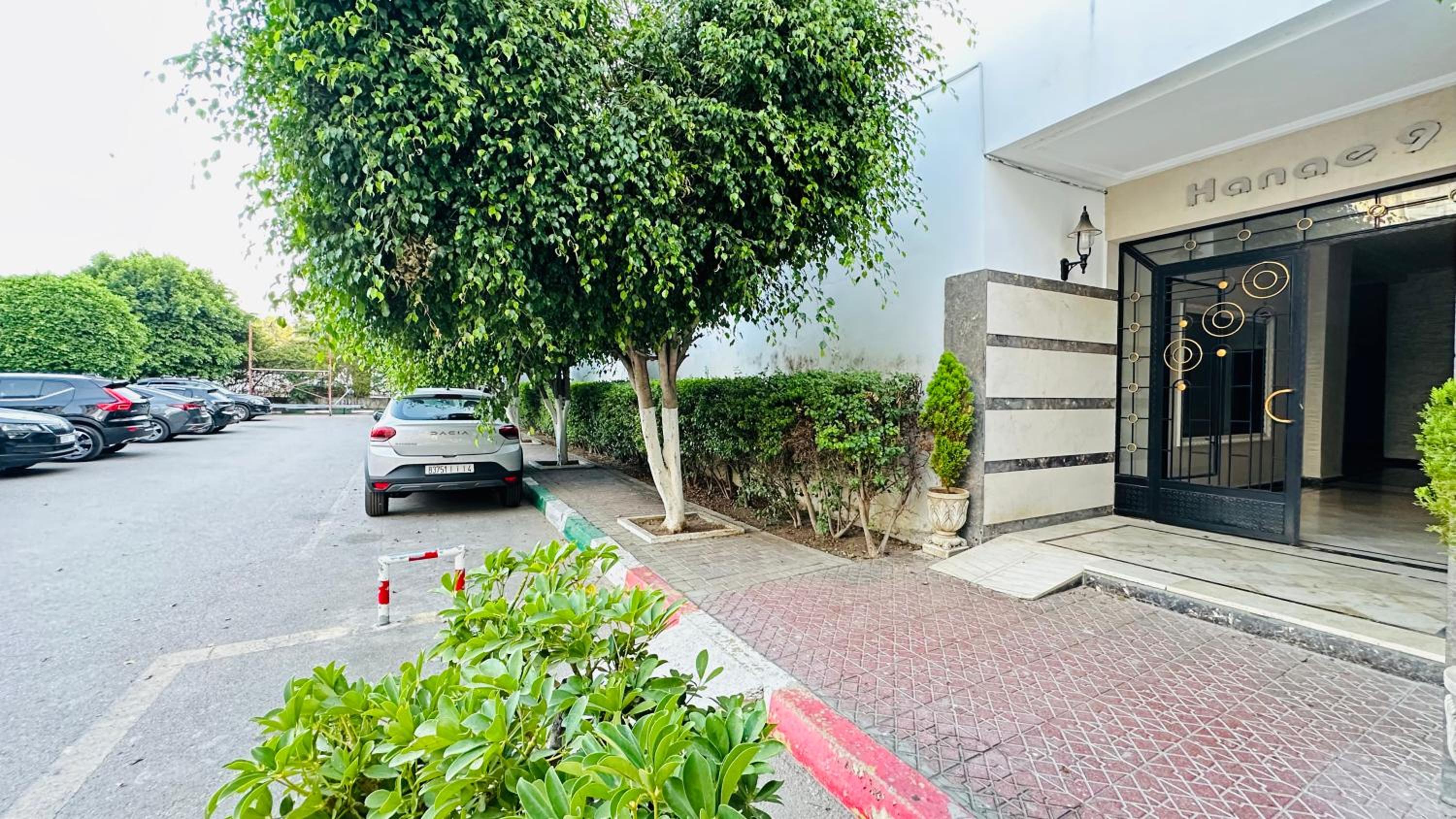 Appartement chic dans un complexe sécurisé à Malabata