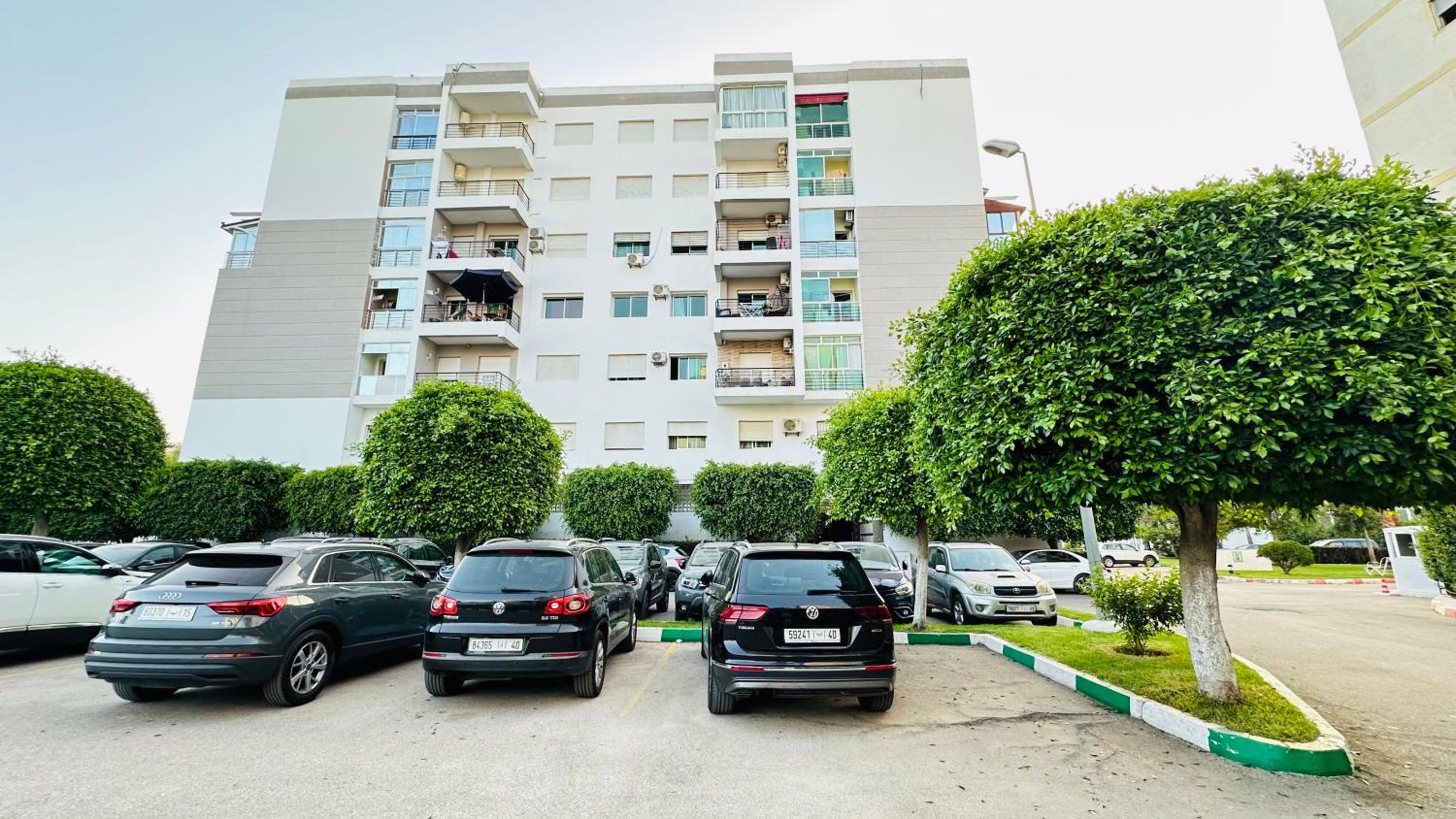 Appartement chic dans un complexe sécurisé à Malabata