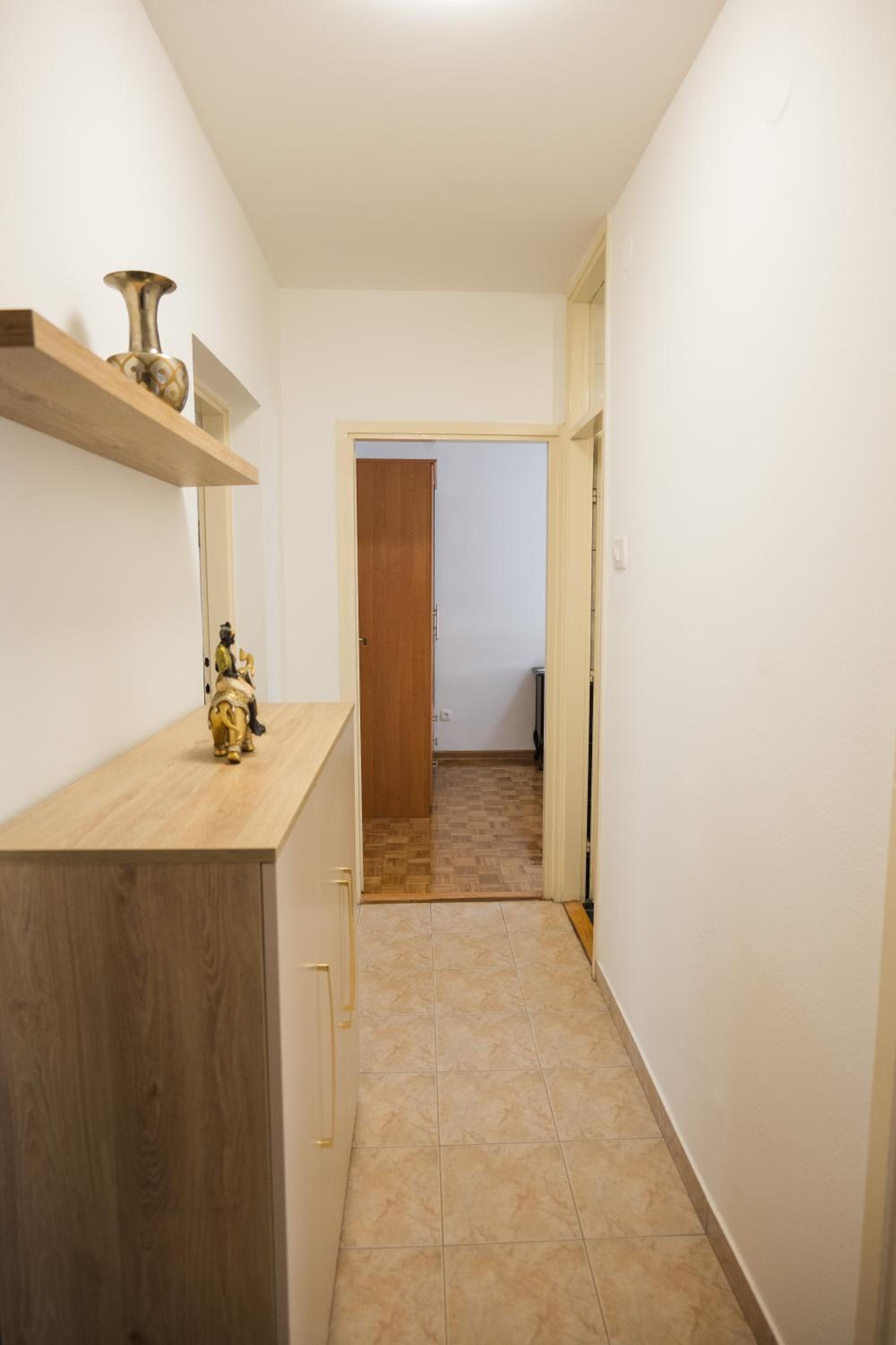 Apartman Naomi