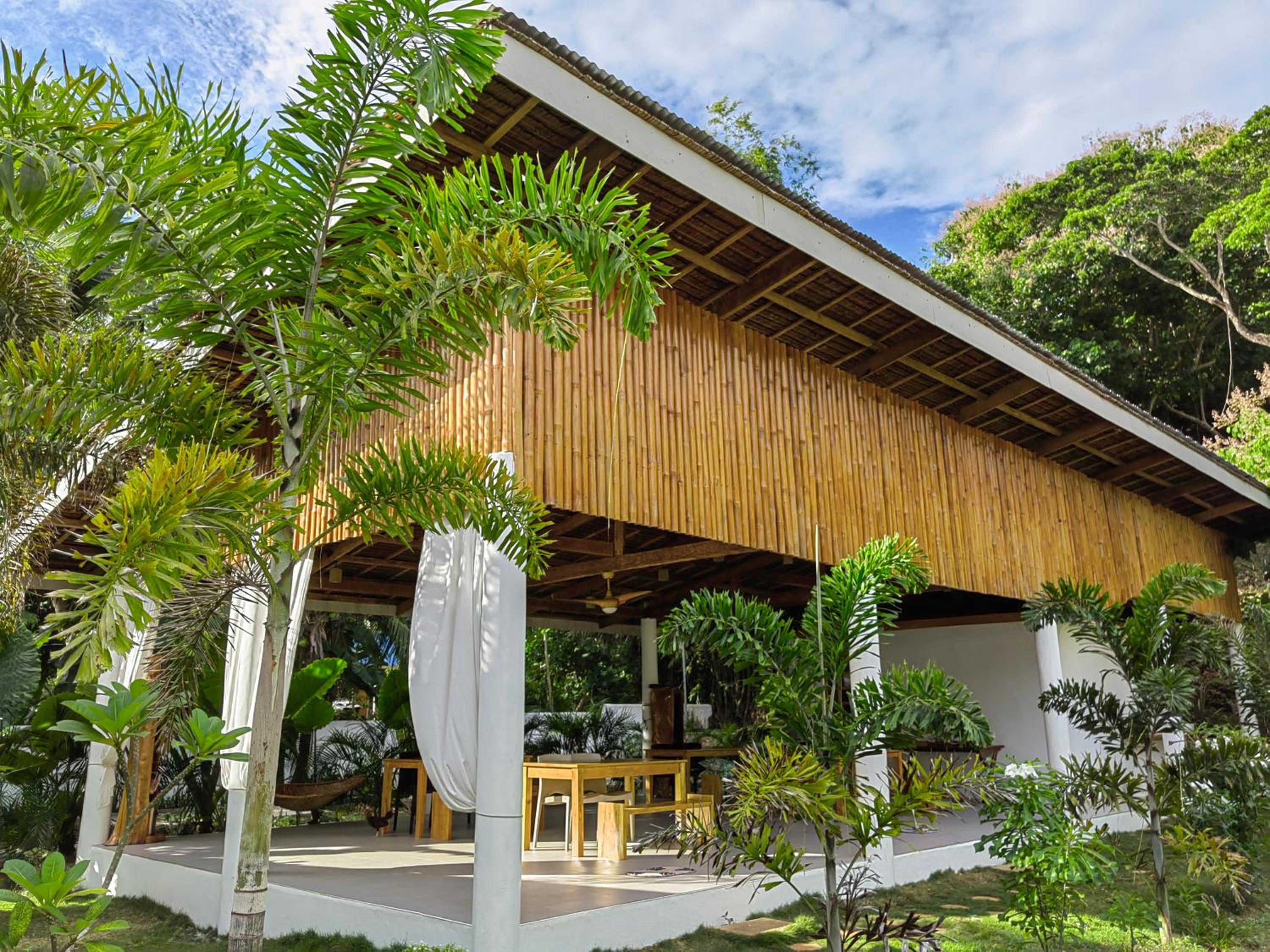 MHARI Bungalows and Rooms