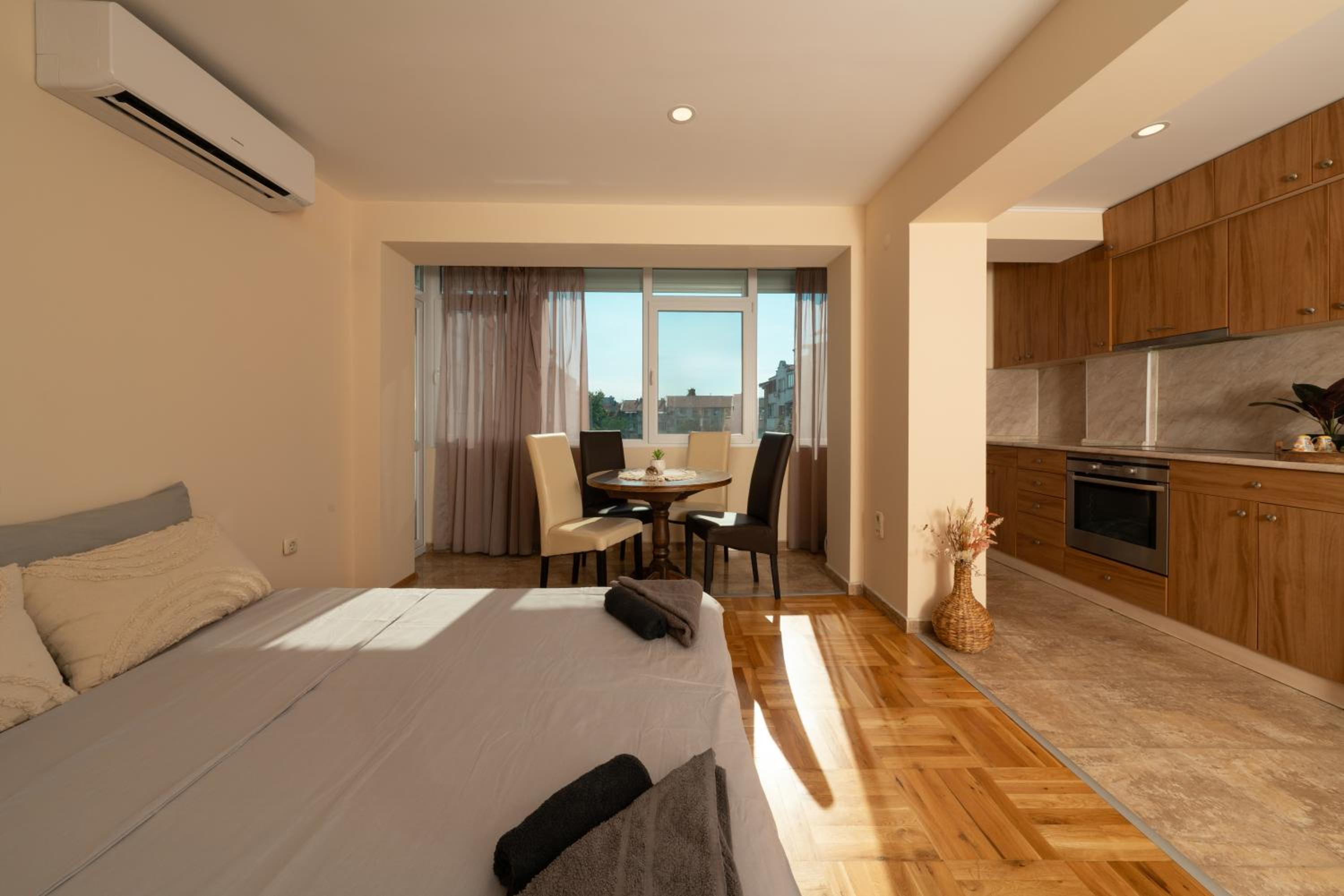 Boris Garden Comfort Suite