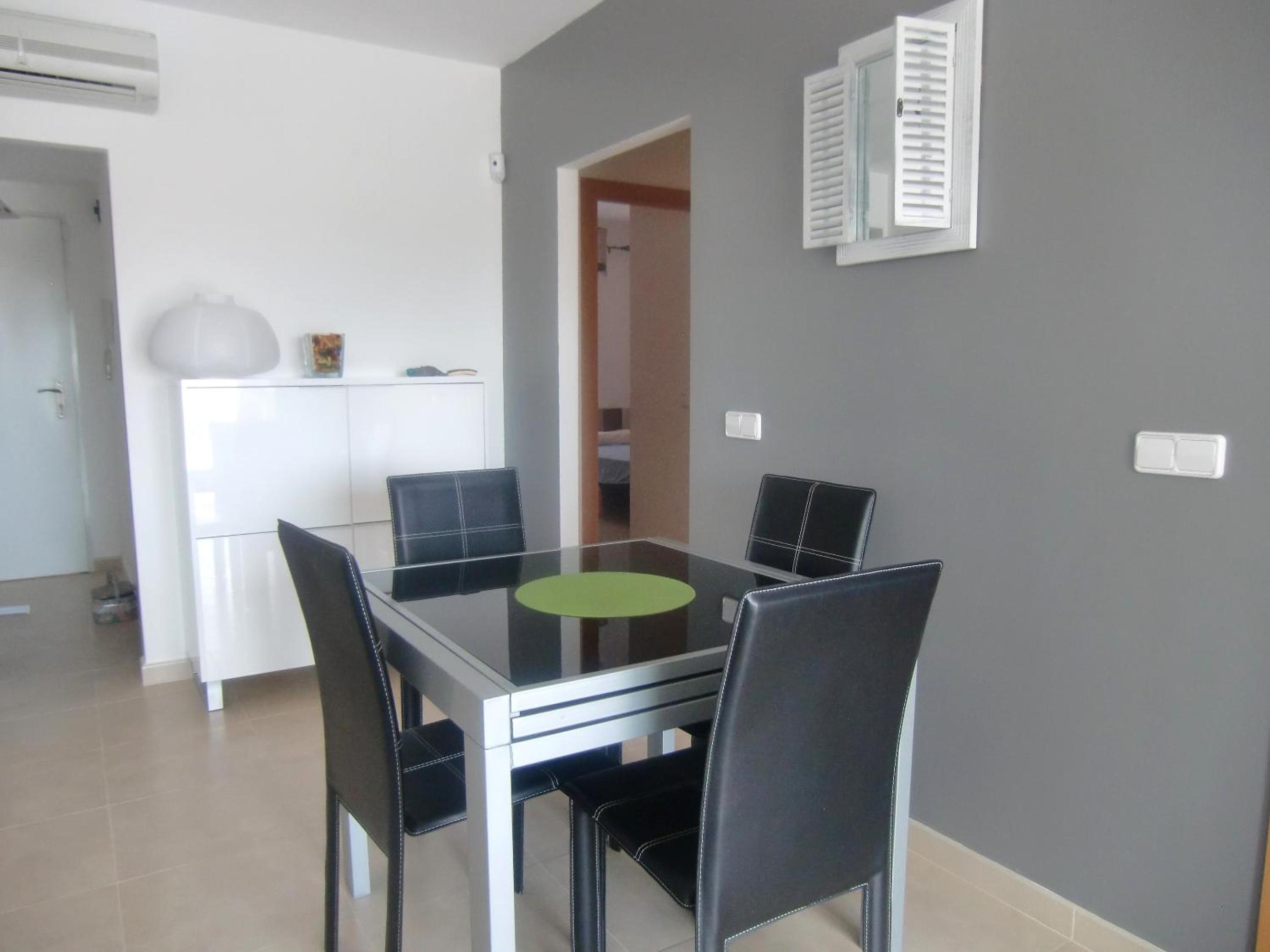 Modern apartment in Vinaròs with sea view and shared pool