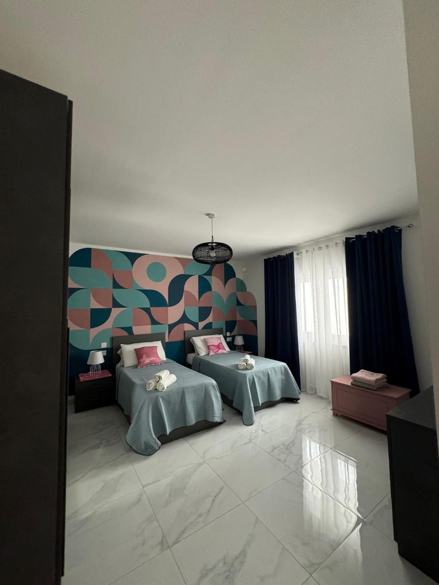 Shalom 3 bedroom Maisonette photo 3