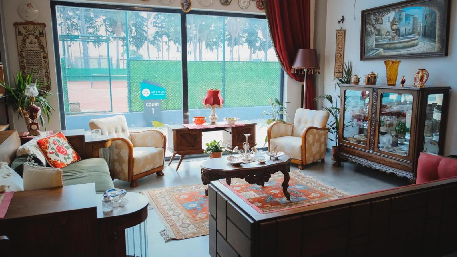 lounge