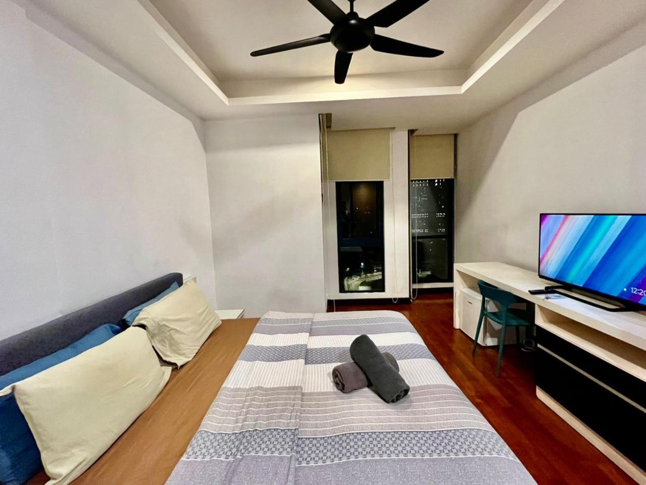 Couple Suite at Casa Residency 5 mins walk to LRT, Jalan Alor & Bukit Bintang
