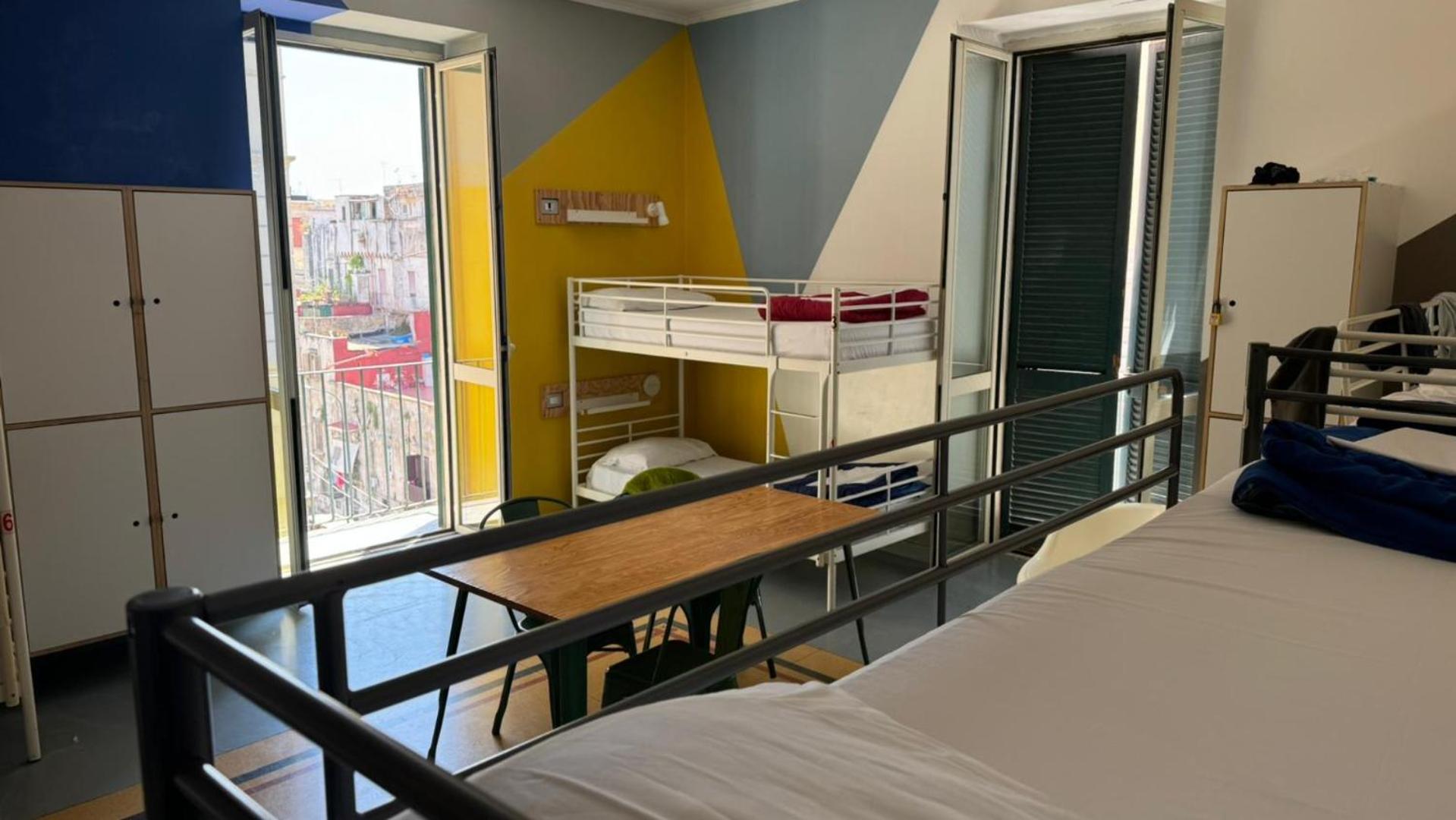 La Controra Hostel Naples