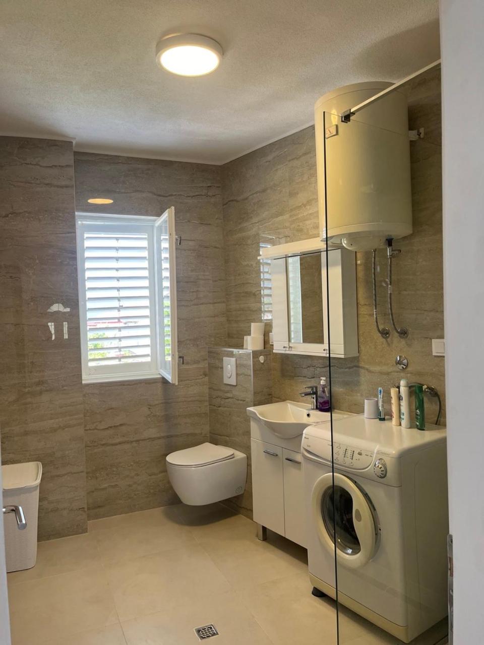 Apartman Katarina - Kanli Kula view 5