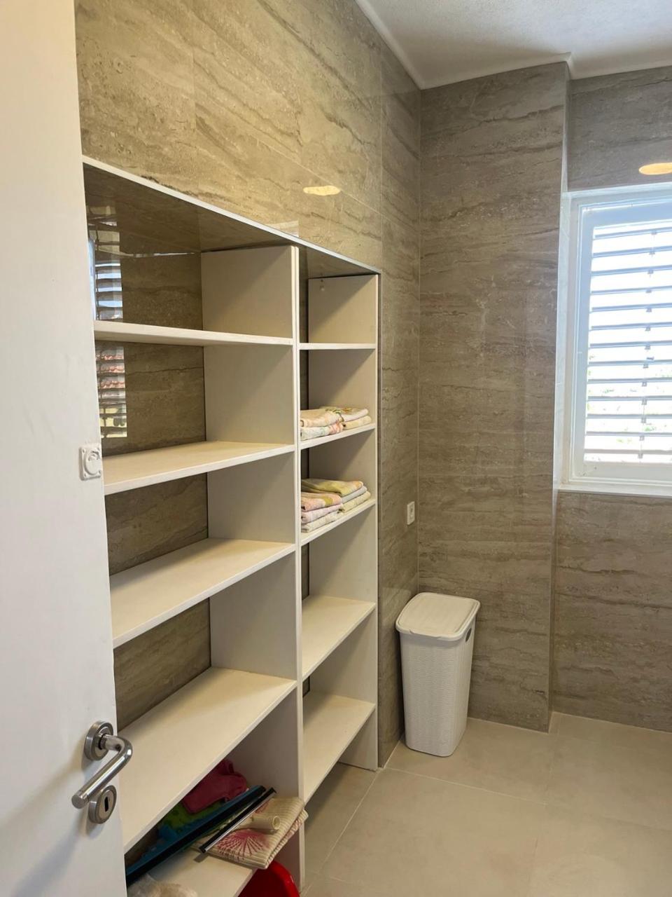 Apartman Katarina - Kanli Kula view 2
