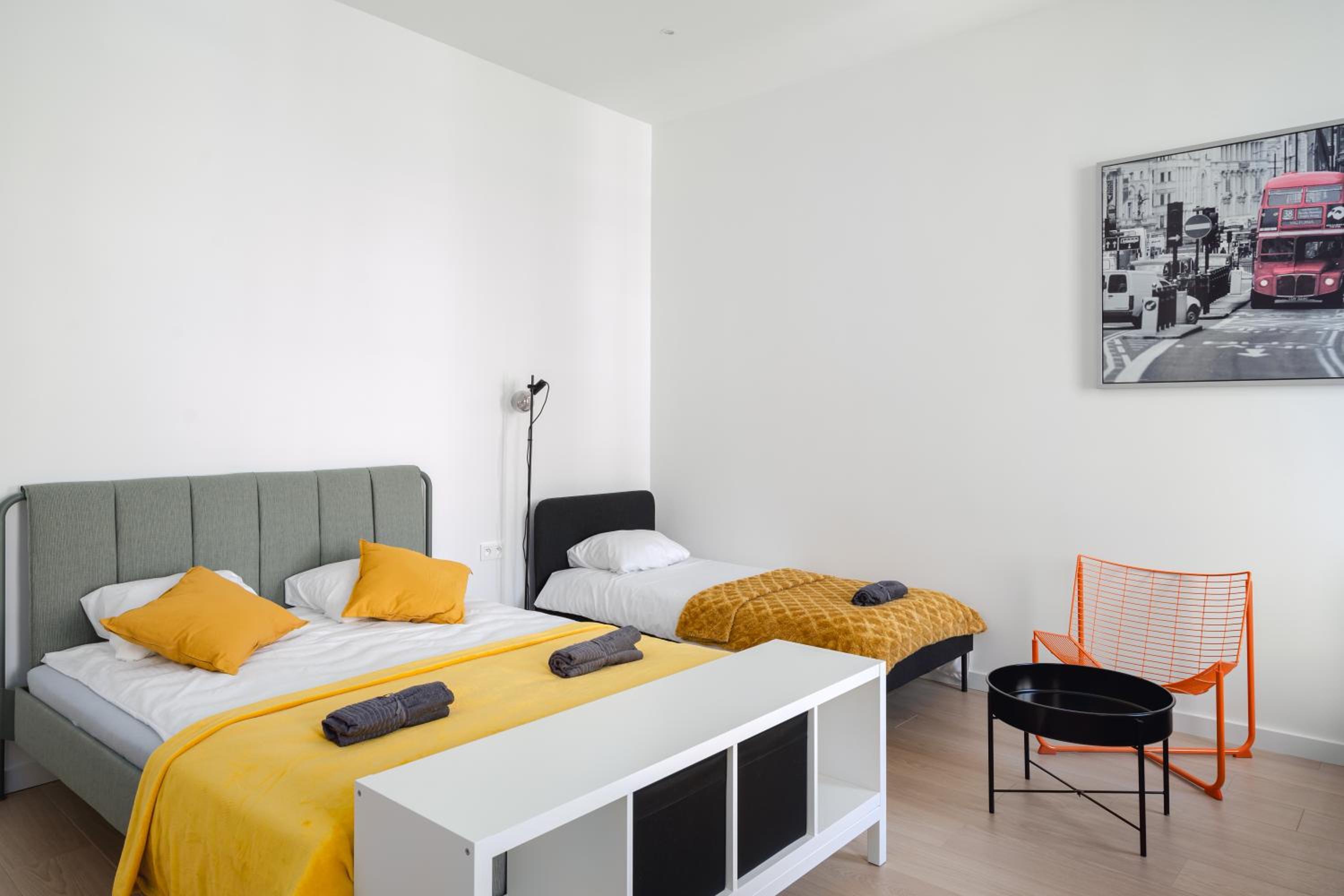 Golden Apartments Lodz - 3 Bedrooms- Great Location&Prezydenta Gabriela Narutowicza