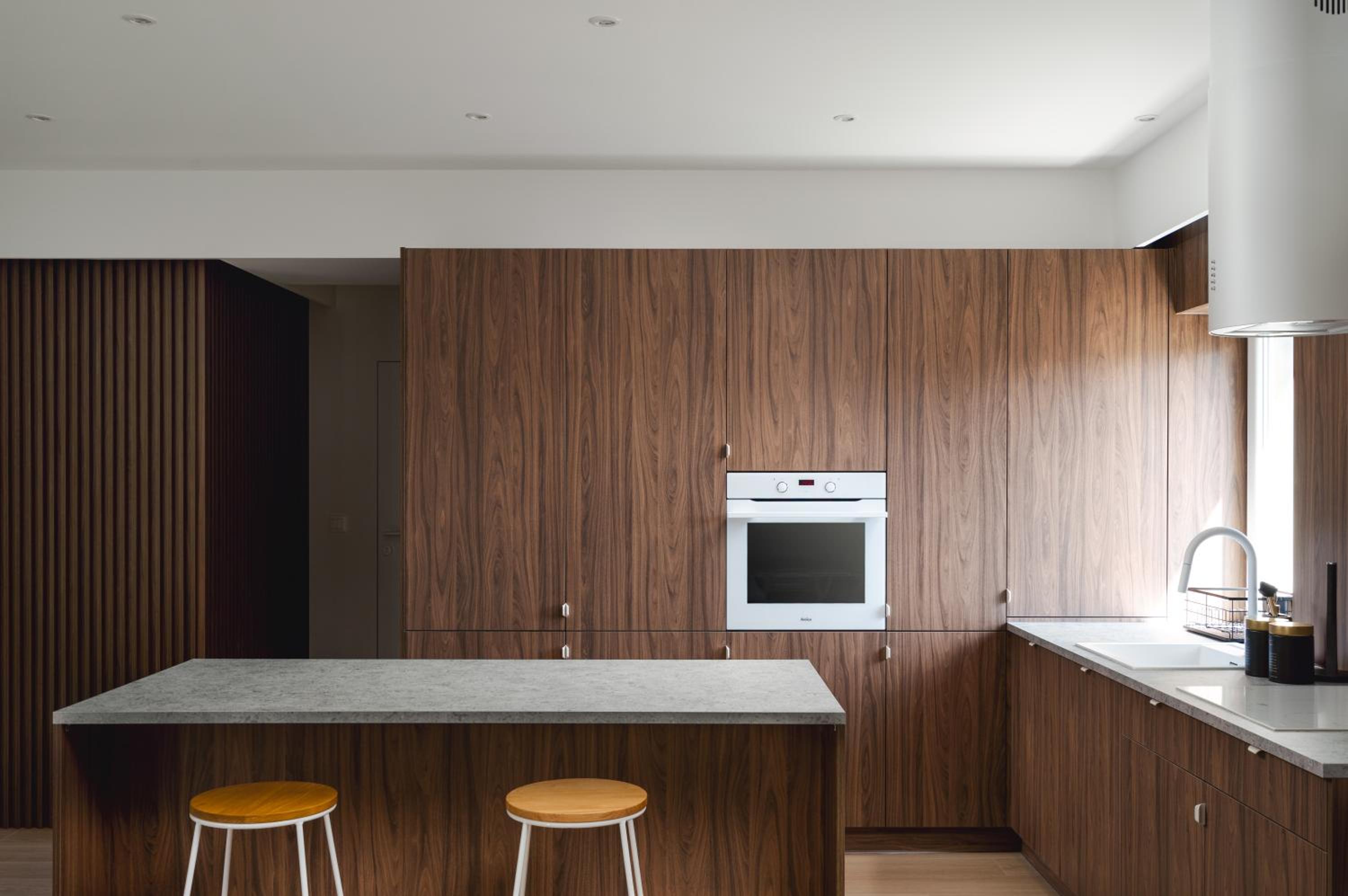 Central Apartments Lodz - 13 People - 3 Bedroom Apartment - City Center -GN56