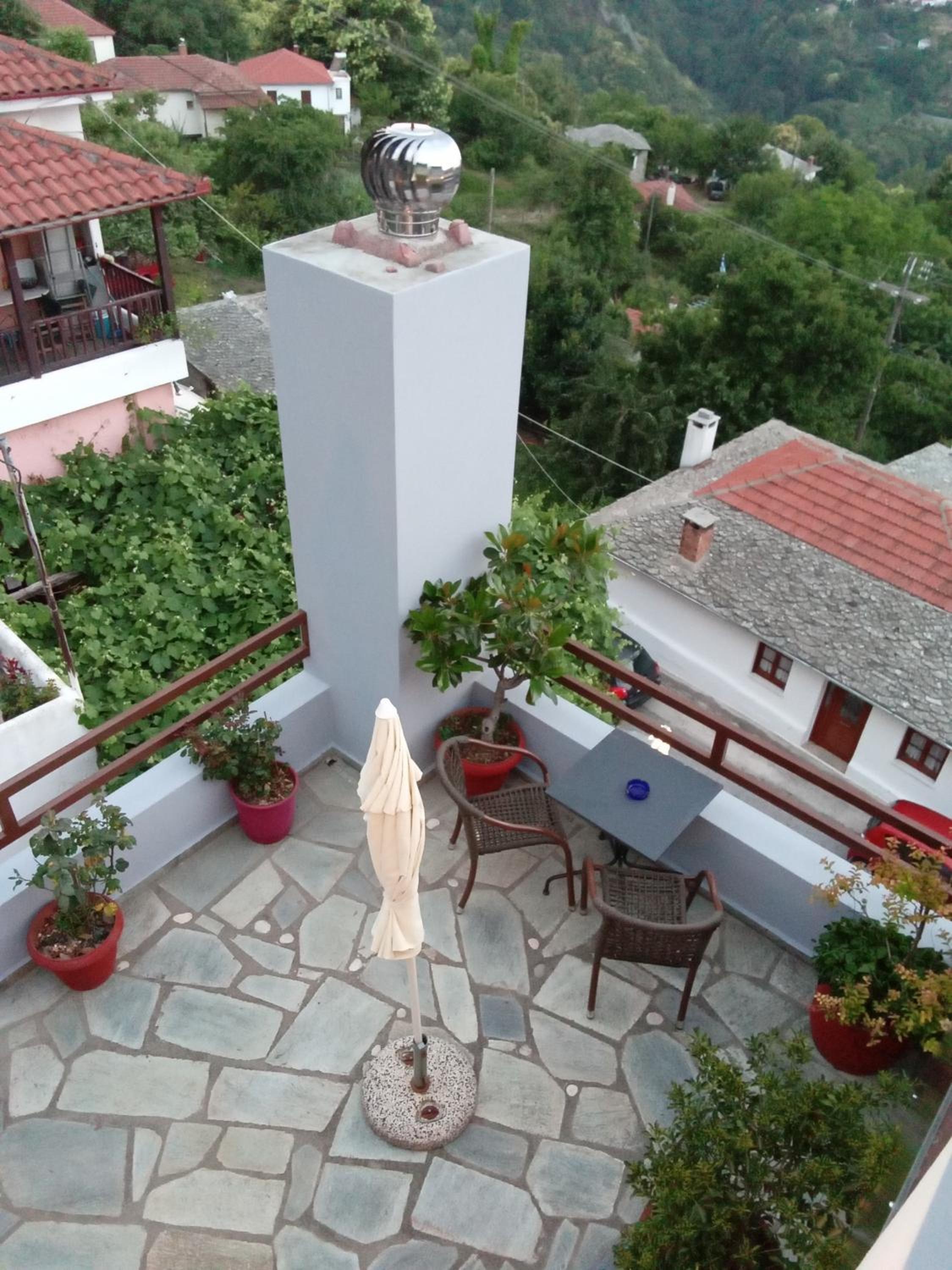 Guesthouse Kallisti view 3