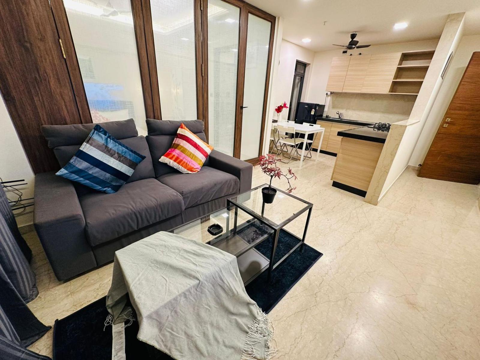 1bhk service apartment in bkc by florastays view 3