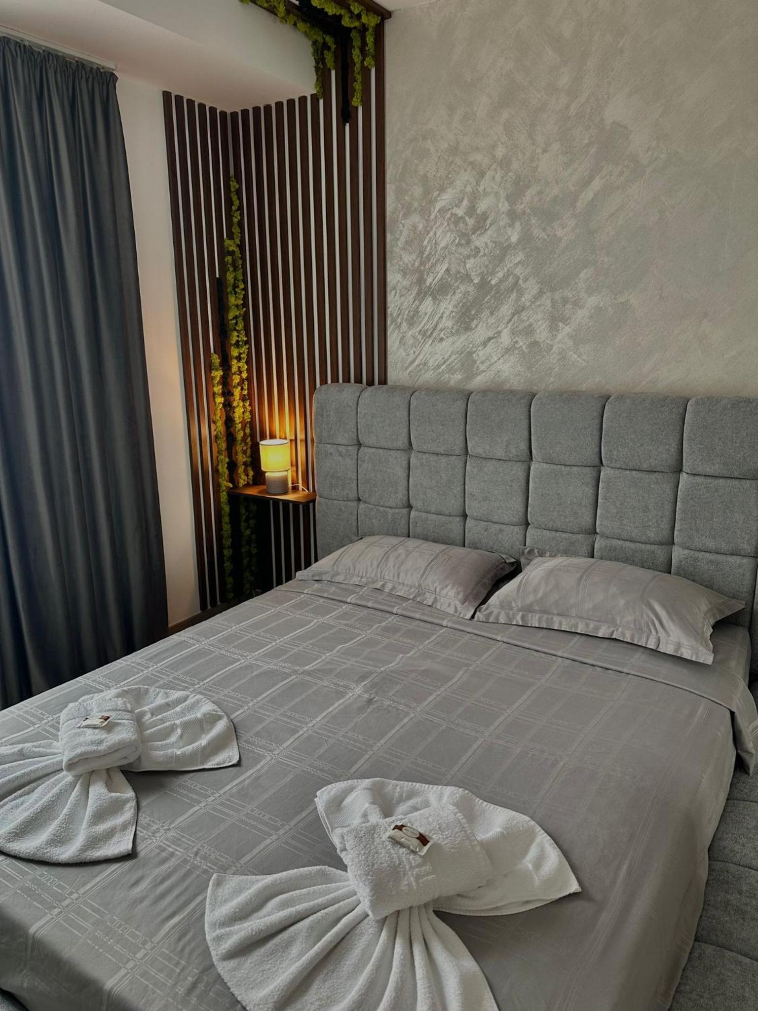 Nix Apartment - Calea Moldovei view 2