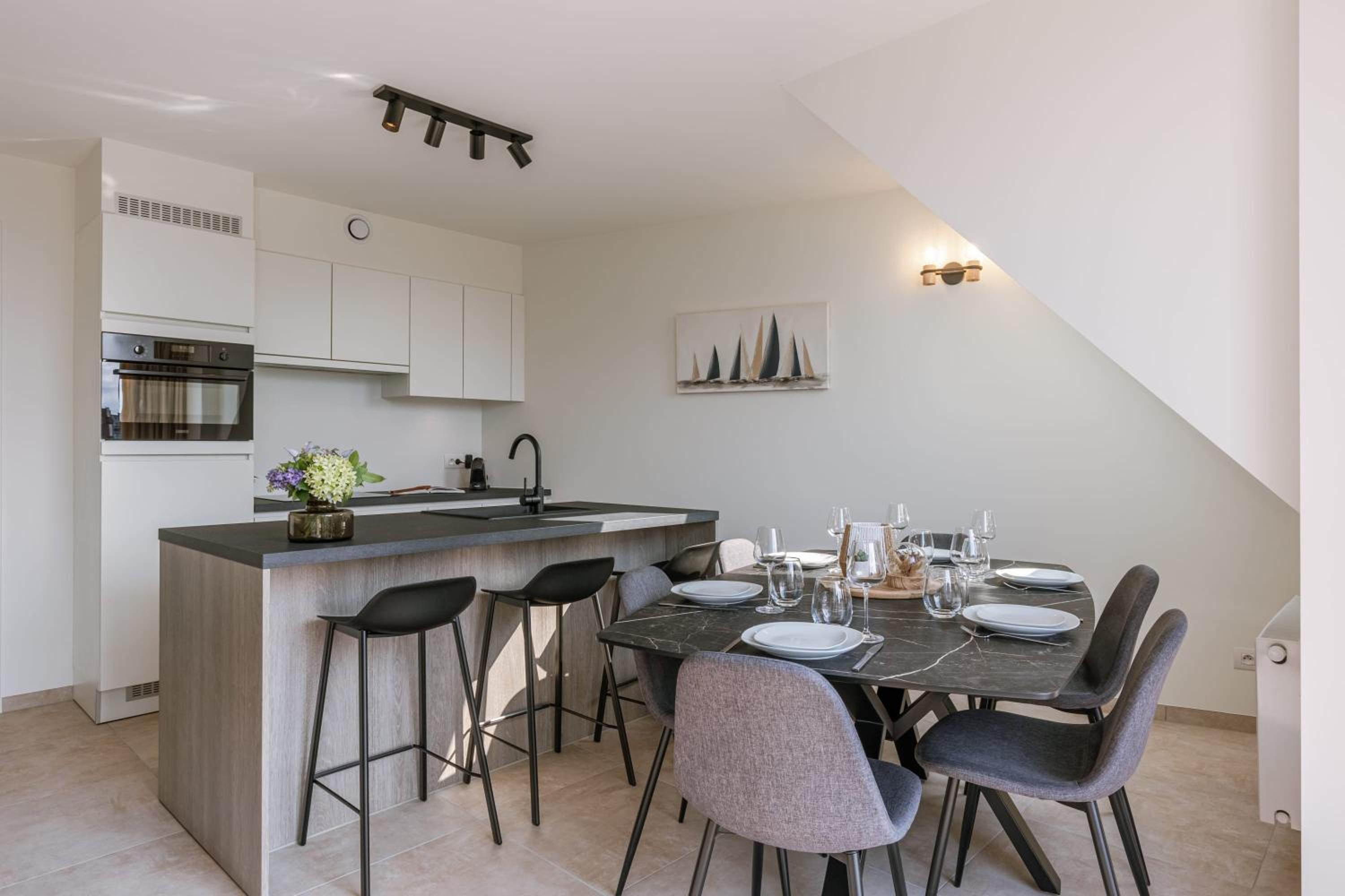 Spacious high-quality duplex apartment in Ostend