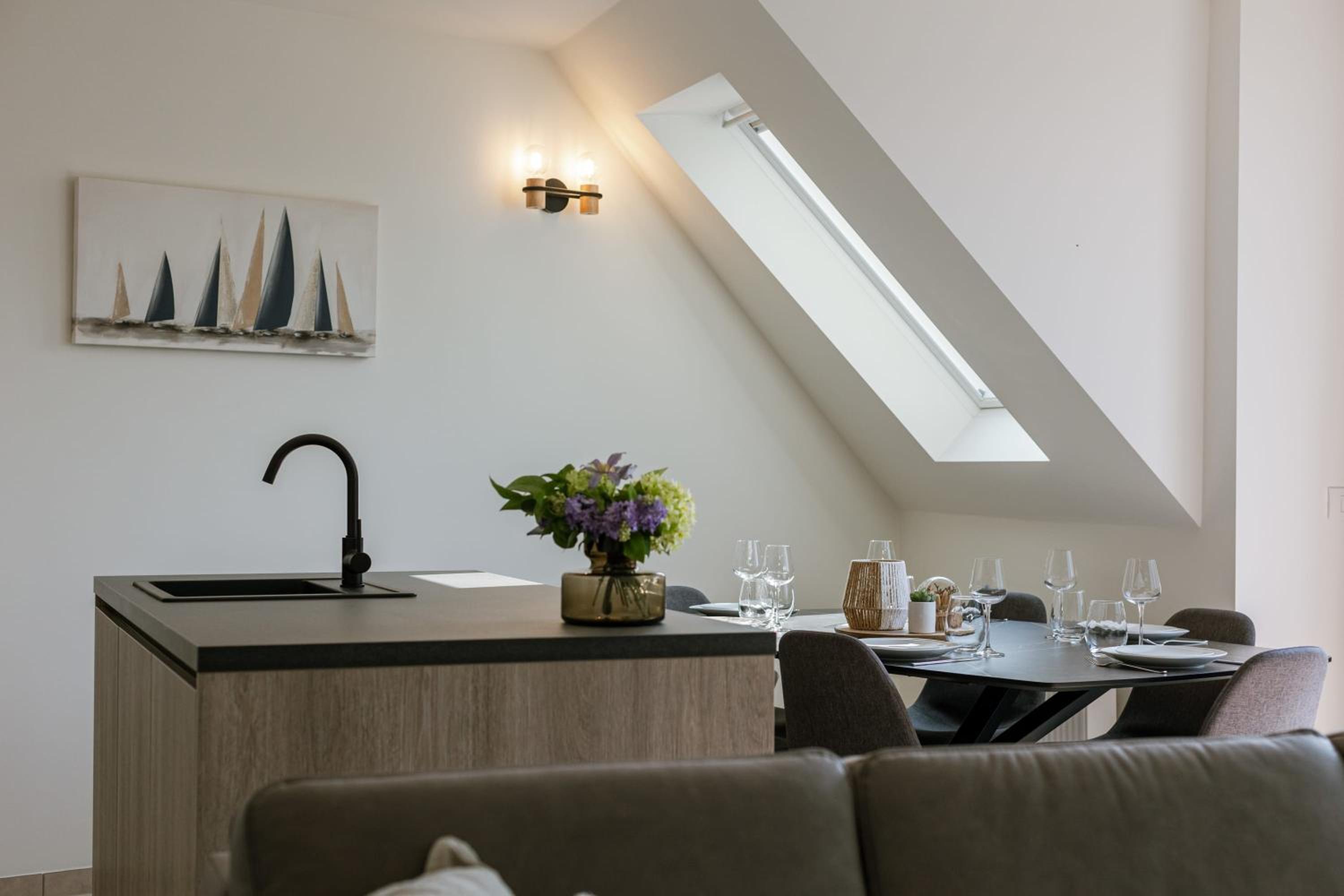 Spacious high-quality duplex apartment in Ostend
