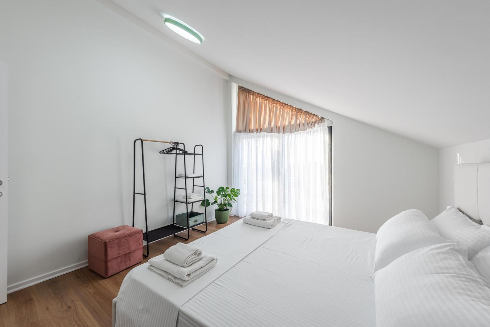 8th Floor Apartments, Golem
