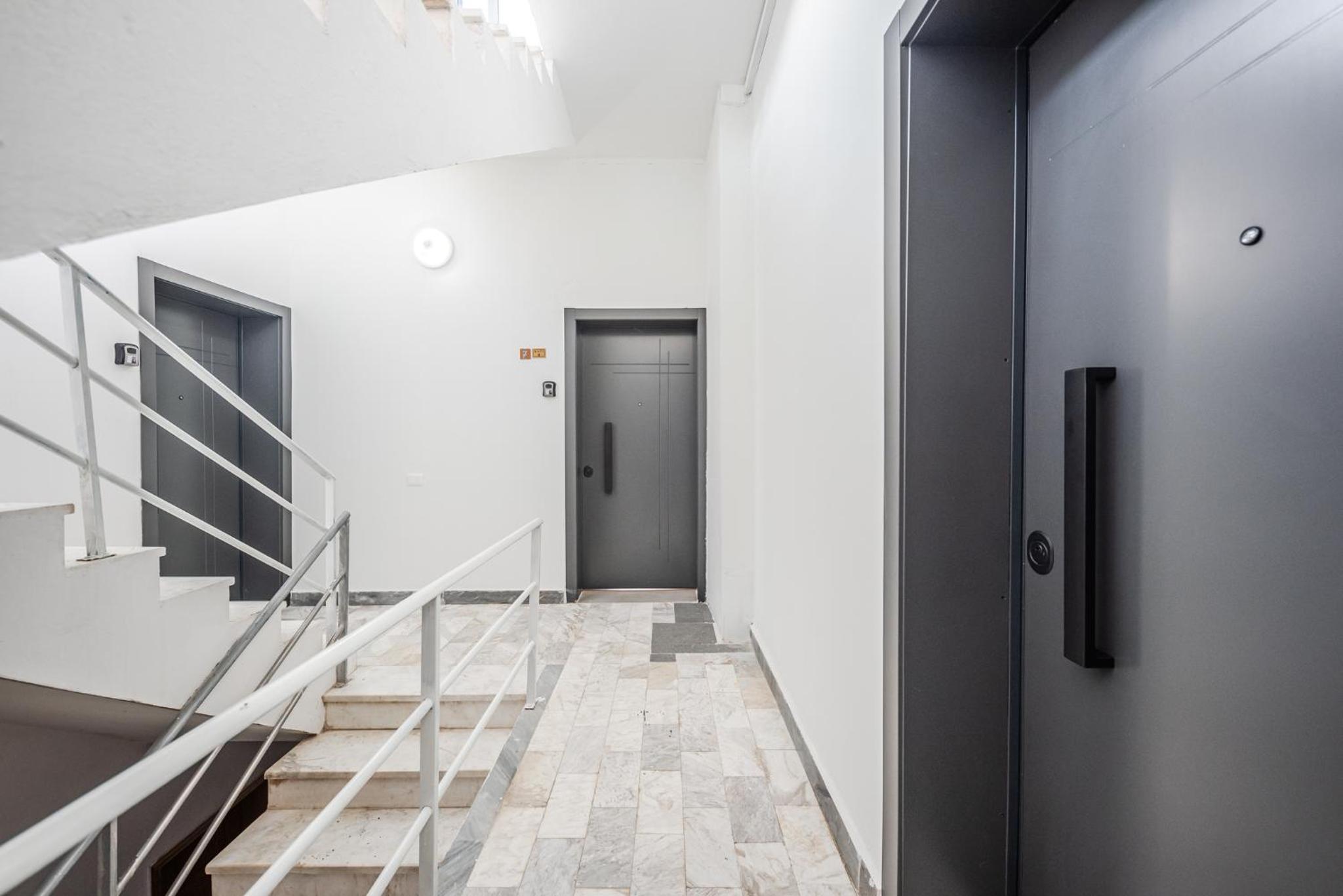 8th Floor Apartments, Golem