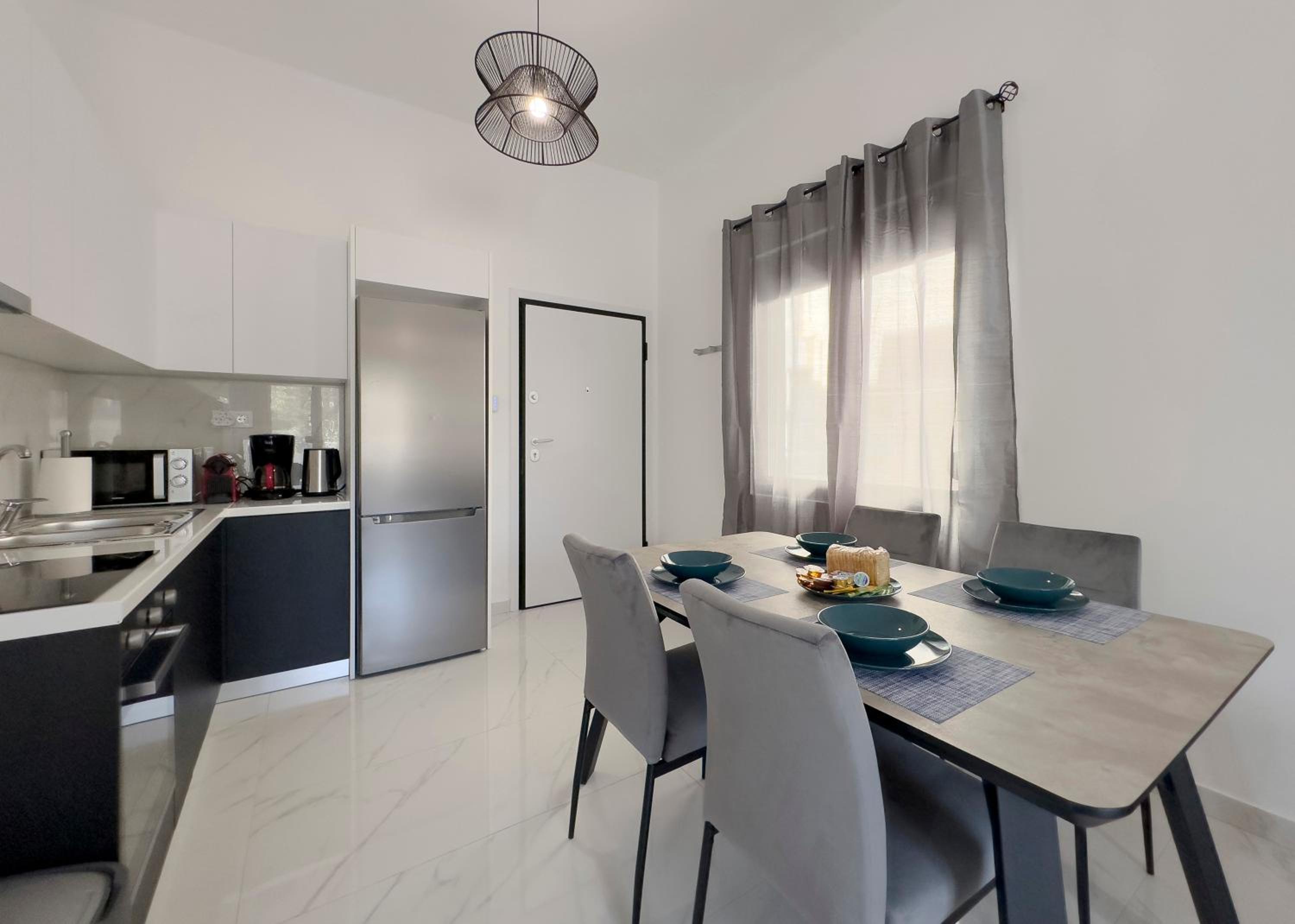Monterey I1 54 sqm cozy apt in Paleo Faliro