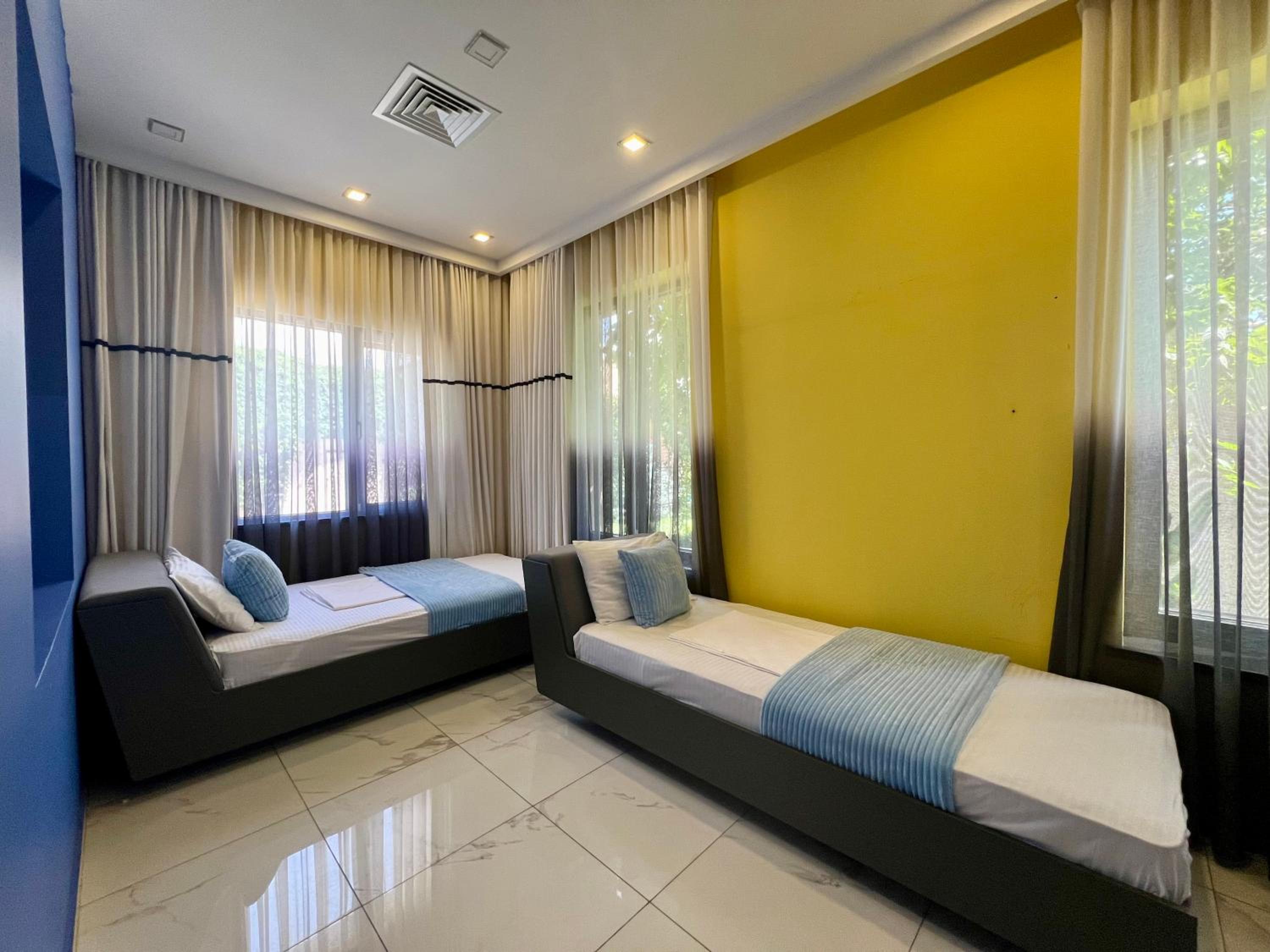 Luxury villa with Pool and Jacuzzi