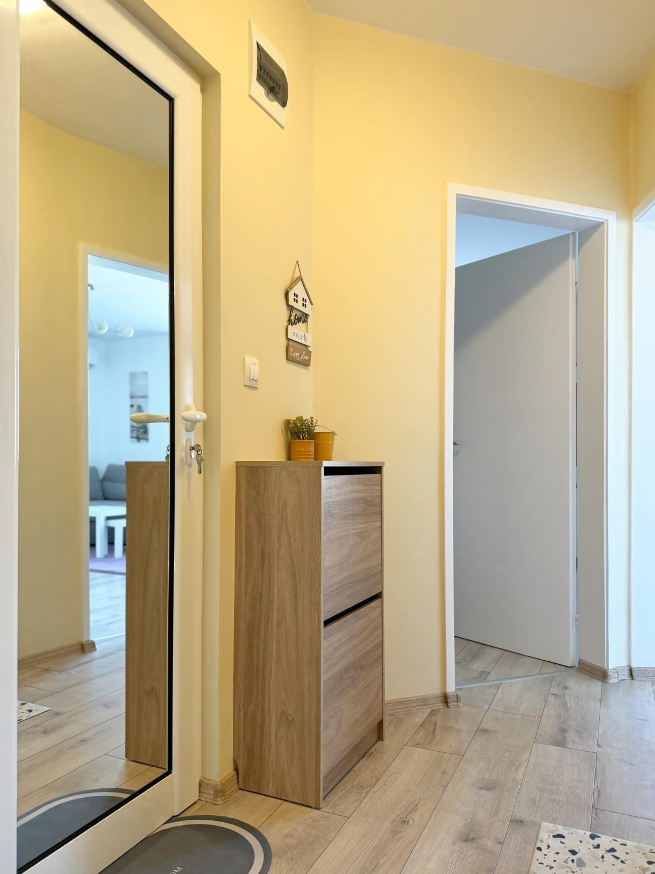 Restful Apartment for 4 Guests in Burgas