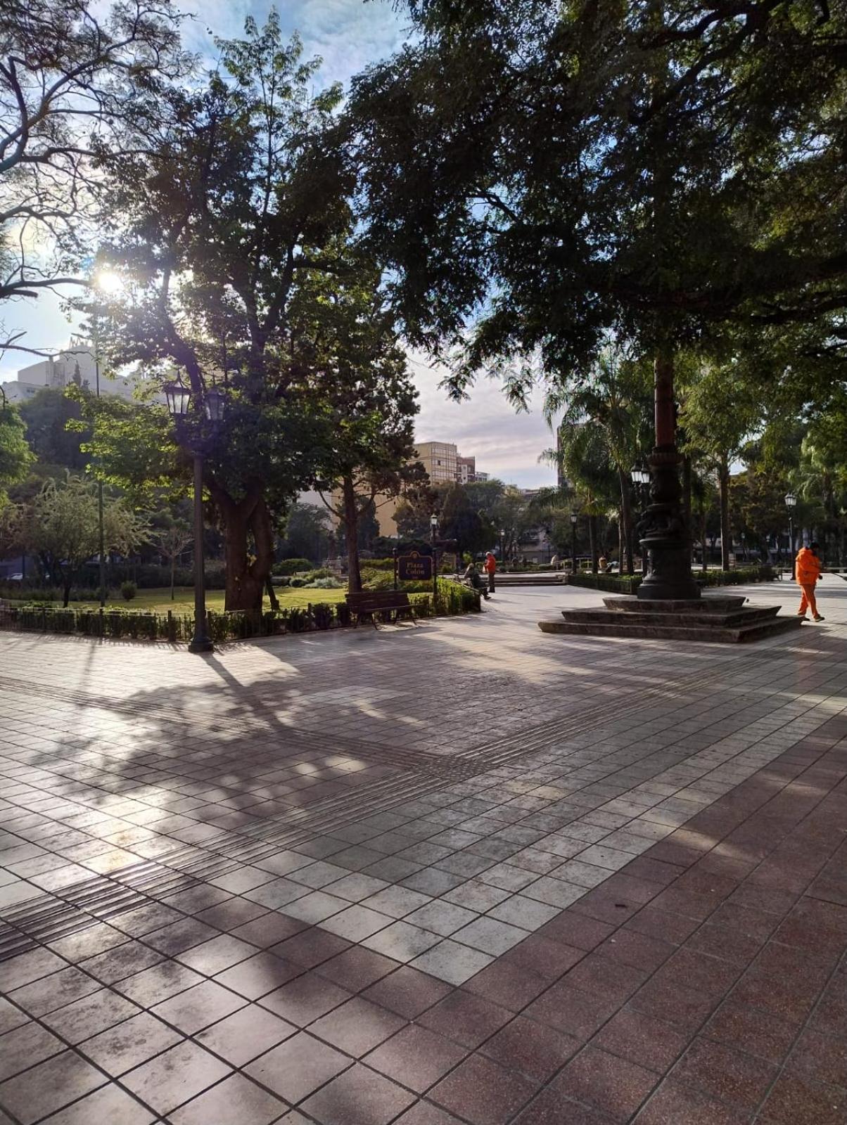 CENTRO plaza Colón con Aire Acondicionado