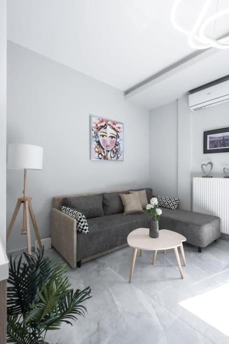 Soleggiato Minimal Apartment